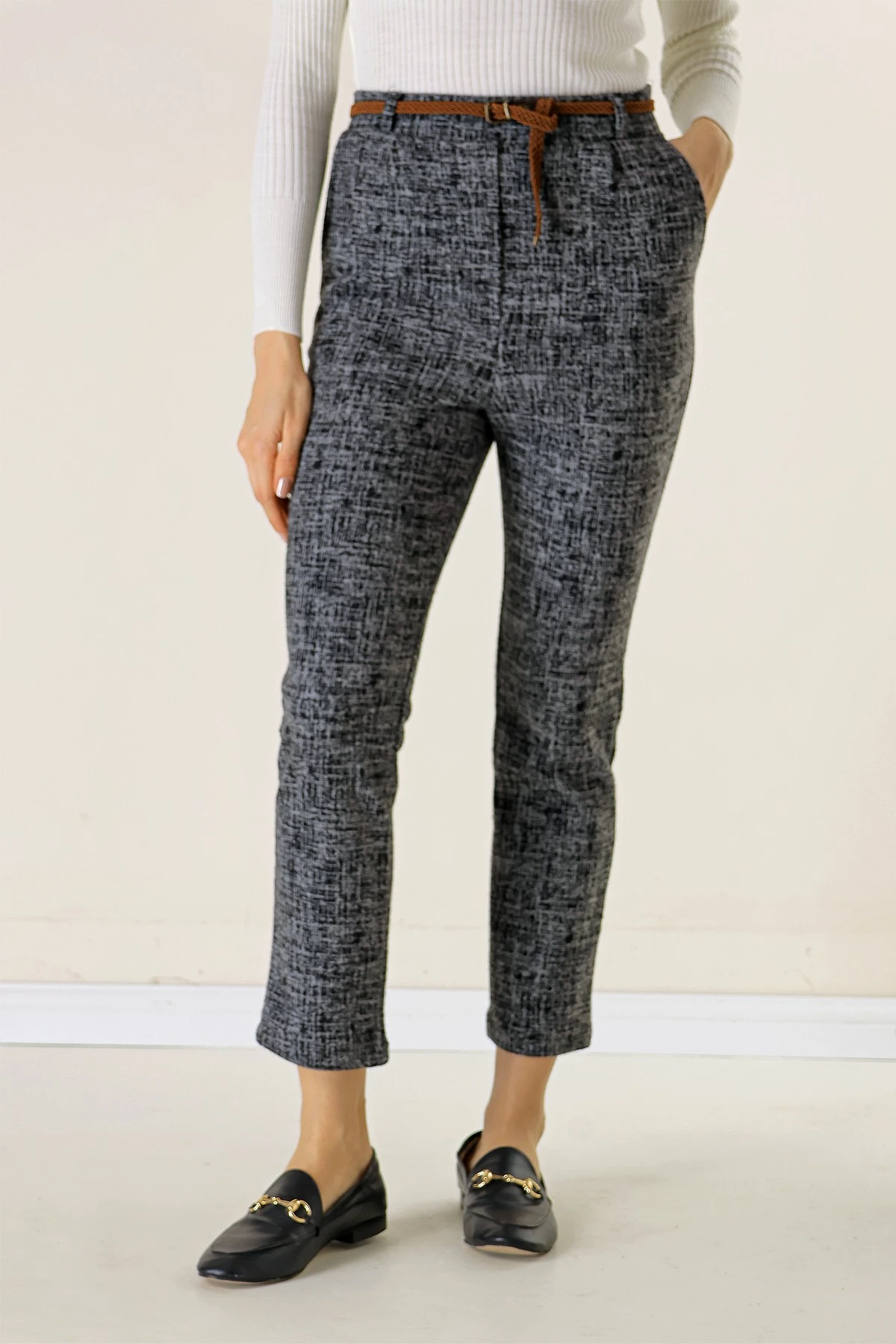 Beli Lastikli Kemerli Yandan Cepli Cam Kırığı Desen Dar Paça Pantolon