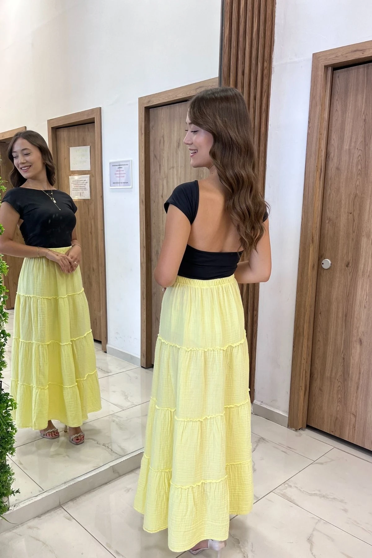 Kadın Beli Lastikli Katlı Müslin Uzun Etek