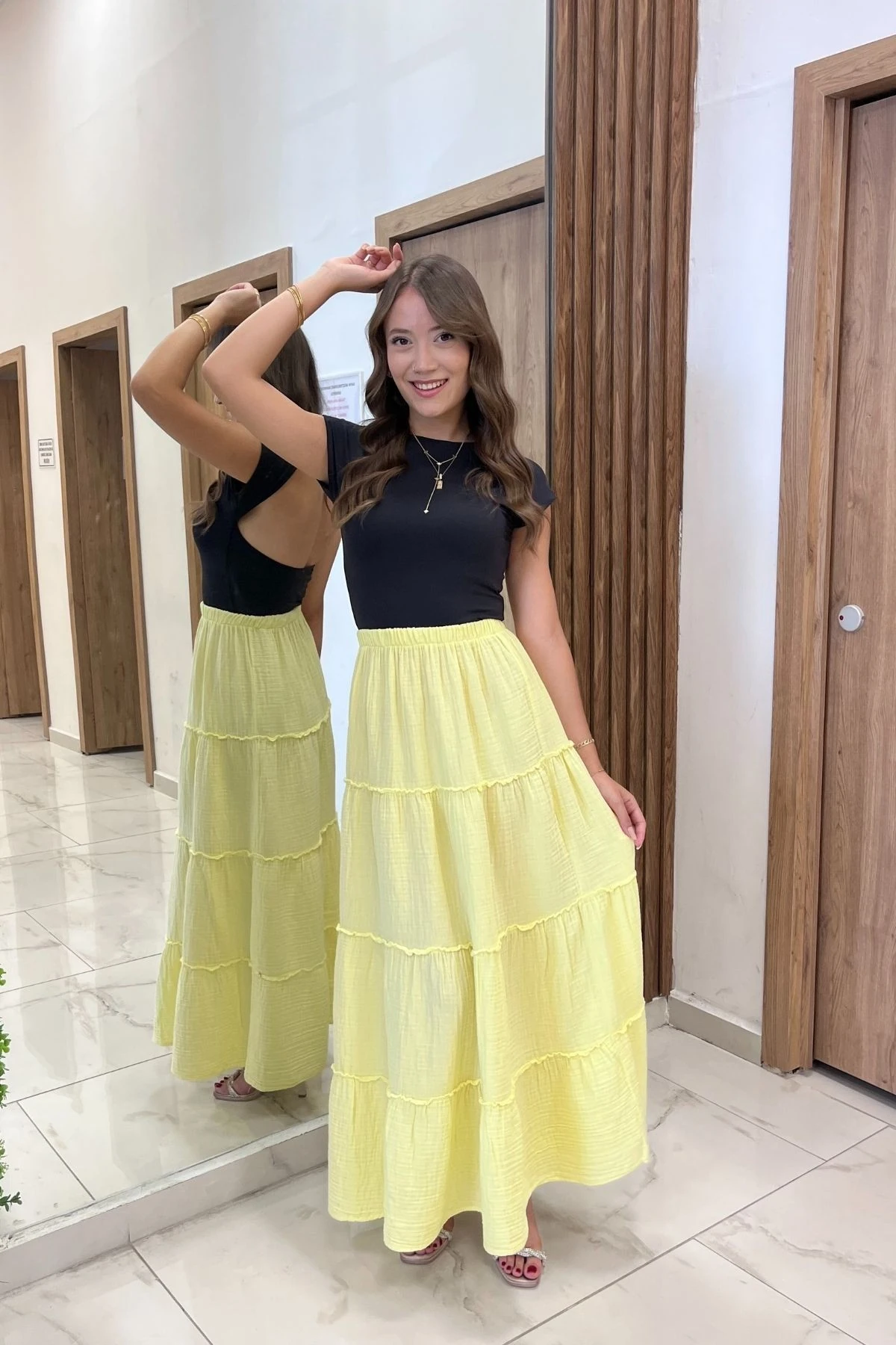 Kadın Beli Lastikli Katlı Müslin Uzun Etek