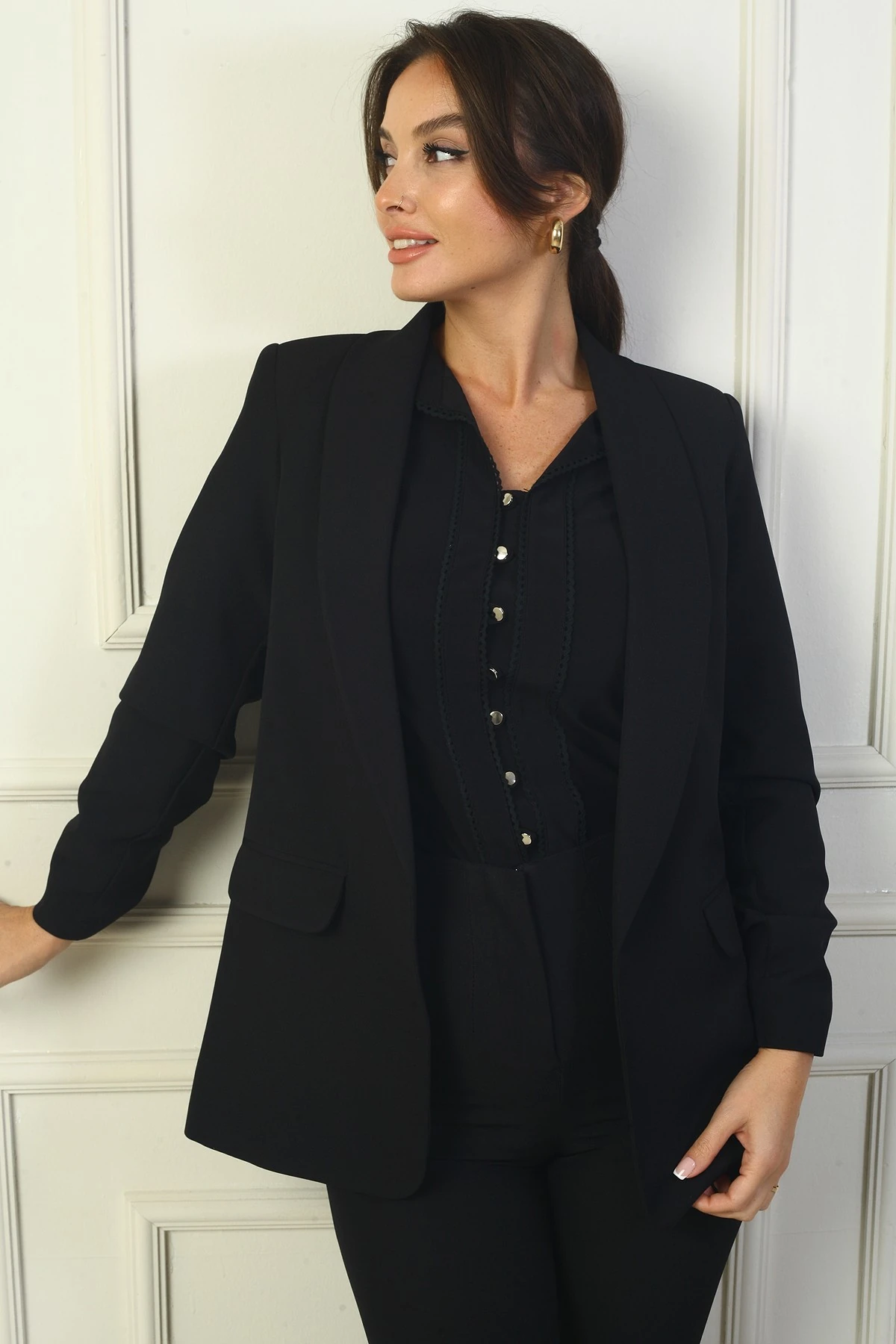 Kadın Kol Ucu Büzgülü Şal Yaka Uzun Kol Ceket