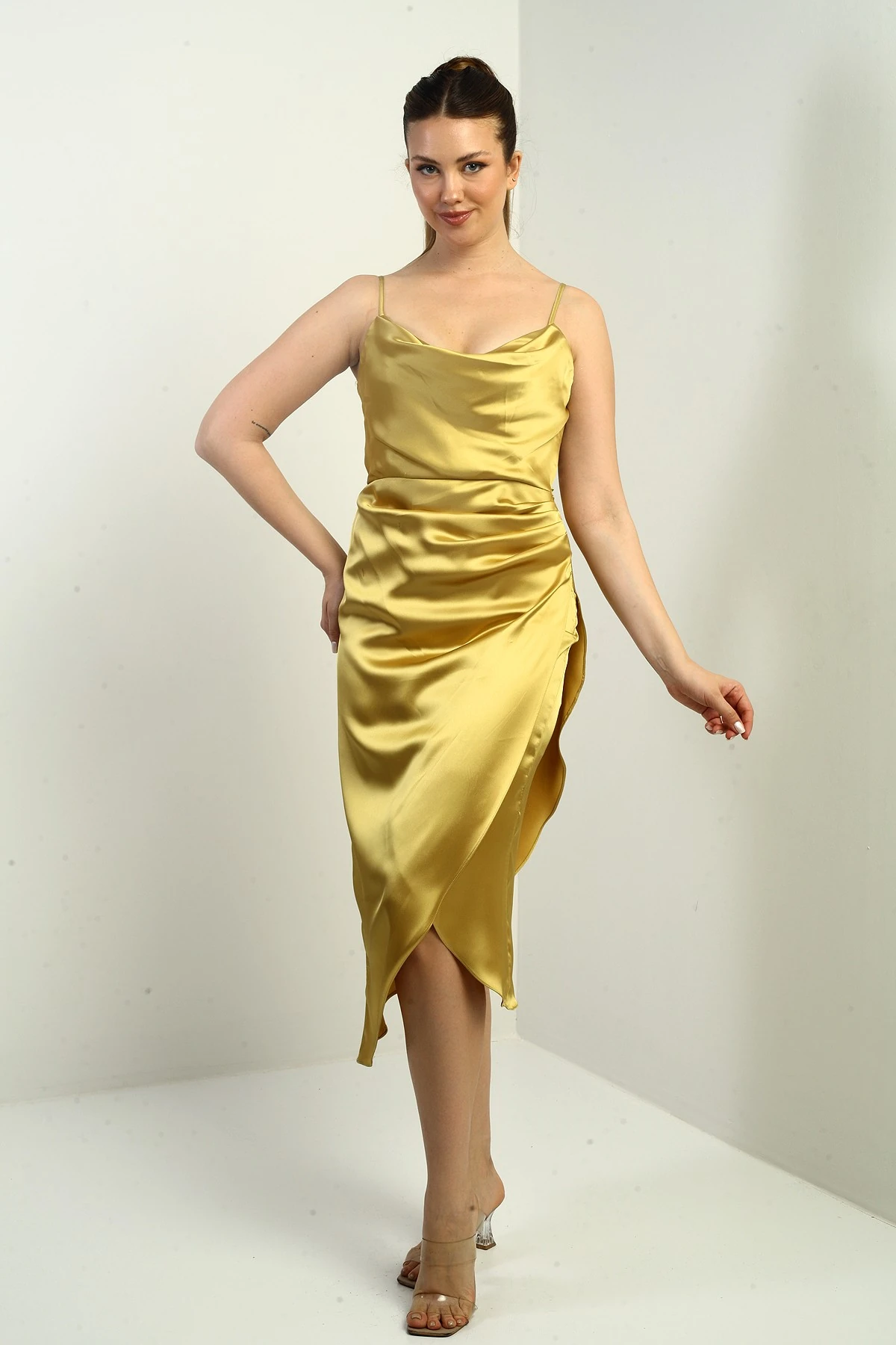 Kadın İp Askılı Drapeli Astarlı Asimetrik Midi Elbise