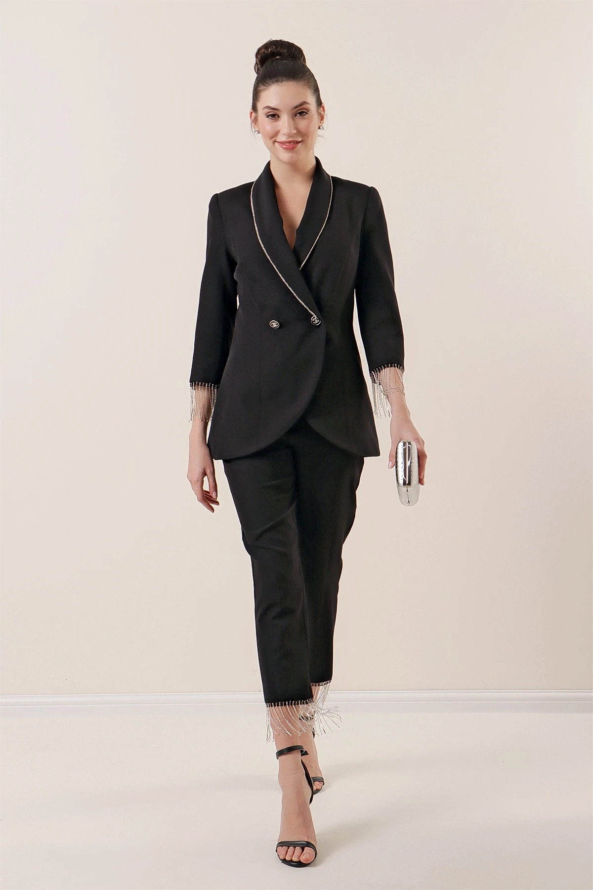 Yaka Ve Kol uçları Taş Zincir Detaylı Astarlı Ceket Cepli Pantolon 2'li Takım