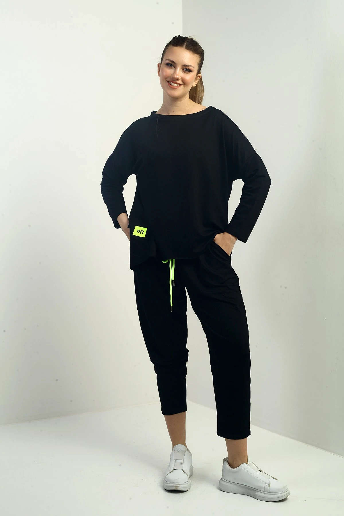 Kadın Ön Kısa Arka Uzun YAnları Yırtmaçlı Sweat Beli Lastikli Cepli Pantolon İki İplik 2'li Takım