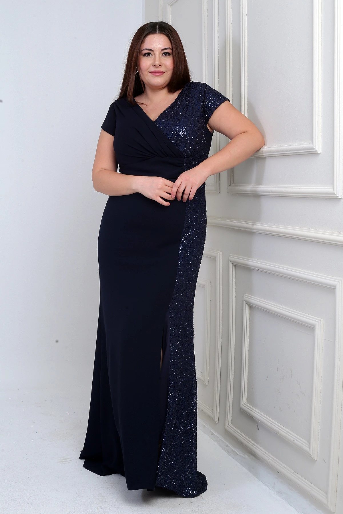 Kadın Kruvaze Yaka Astarlı Yanı Boncuk Garnili Büyük Beden Uzun Şifon Elbise