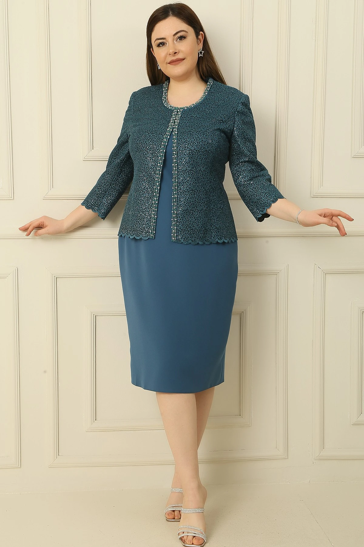 Yaka Taşlı Astarlı Krep Elbise Pulpayet Ceket Büyük Beden İkili Takım