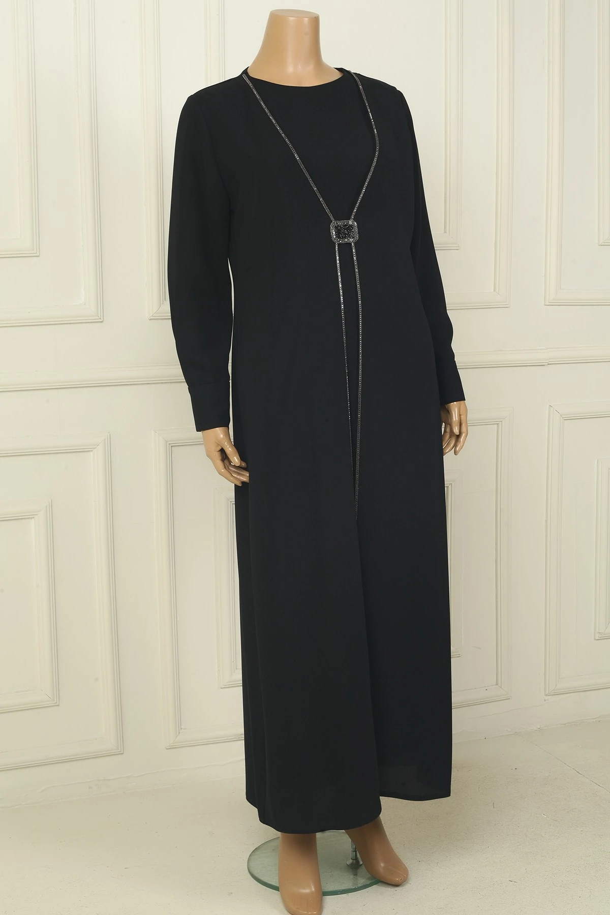 Kadın Kol Ucu Fermuarlı Beli Tokalı Taş Detaylı Büyük Beden Uzun Krep Elbise