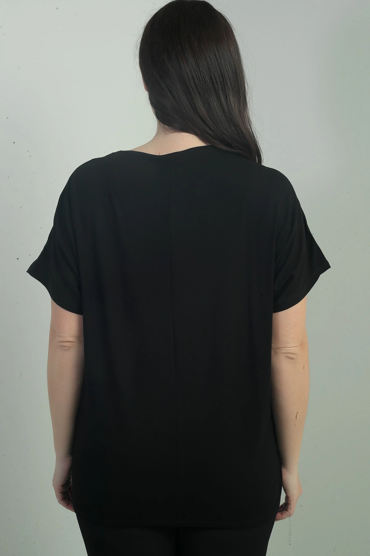 Kadın V Yaka Zincirli Yarasa Kol B.B. Bluz