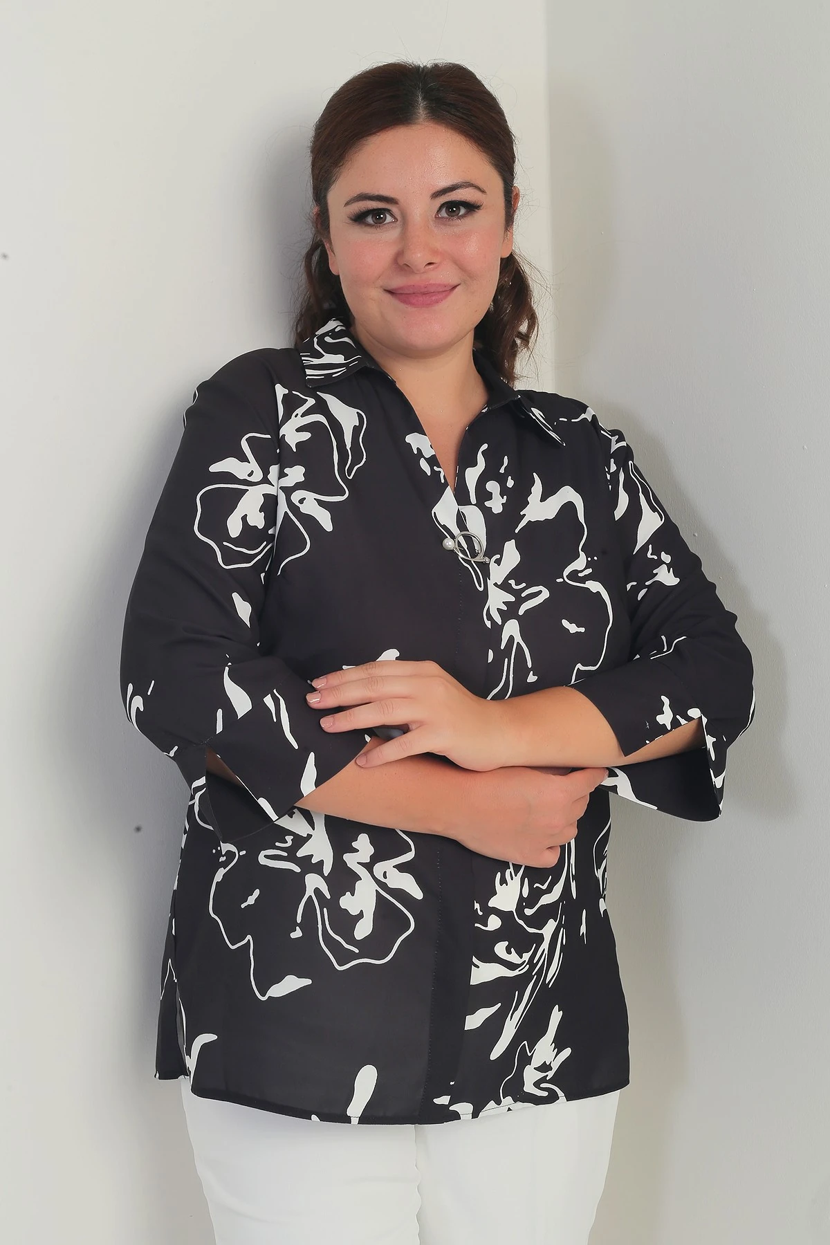 Kadın Polo Yaka Çeyrek Kol Soyut Desenli Büyük Beden Bluz