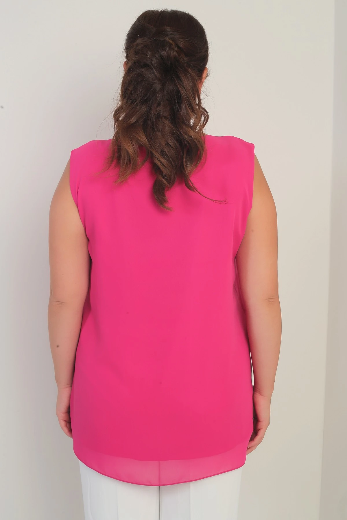 Kadın Üstü Şifon Kolsuz Büyük Beden Bluz