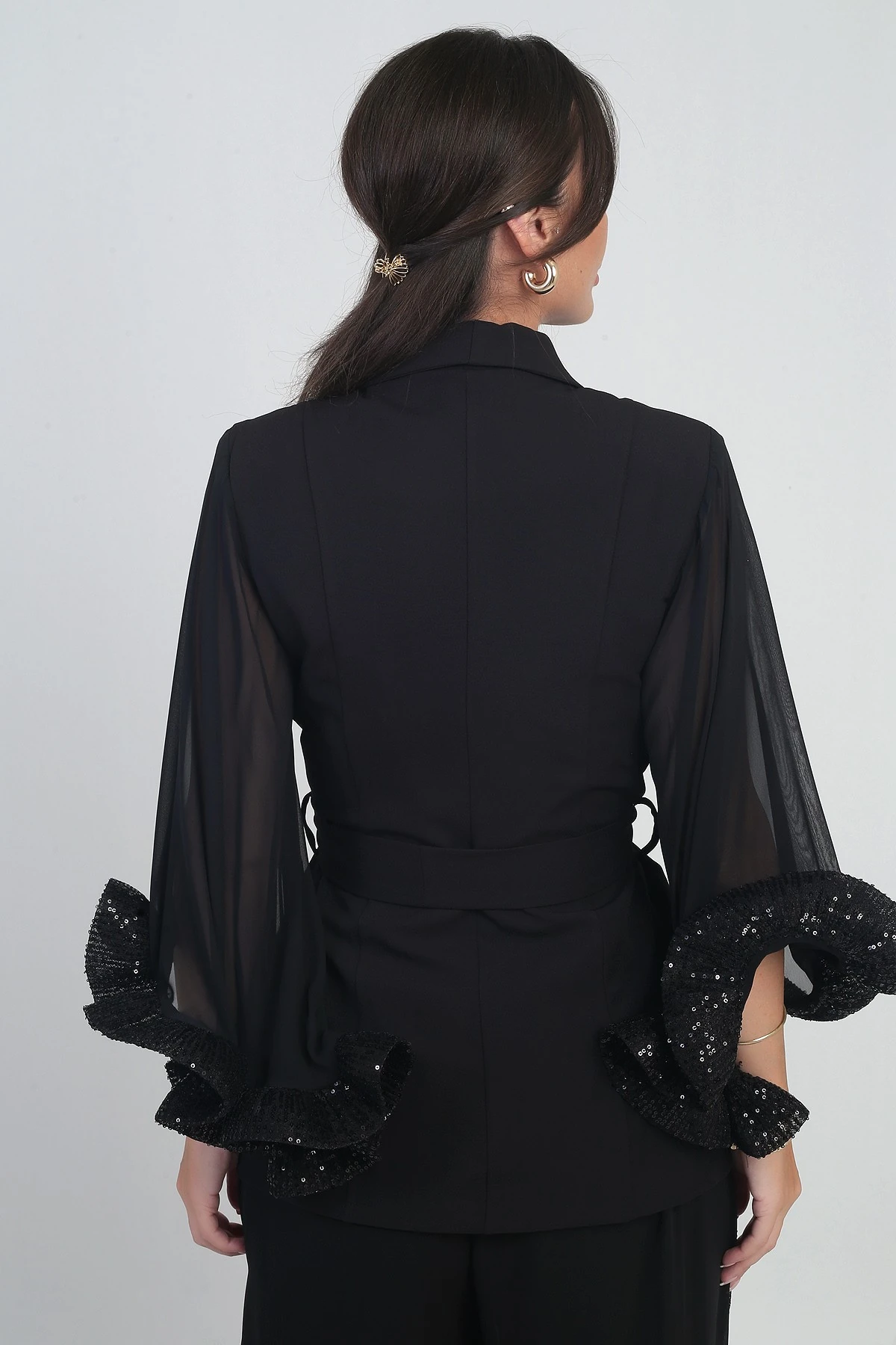 Kadın Kruvaze Yaka Beli Kuşaklı Astarlı Şifon Kol Ucu Pulpayet Volan Tasarım Ceket