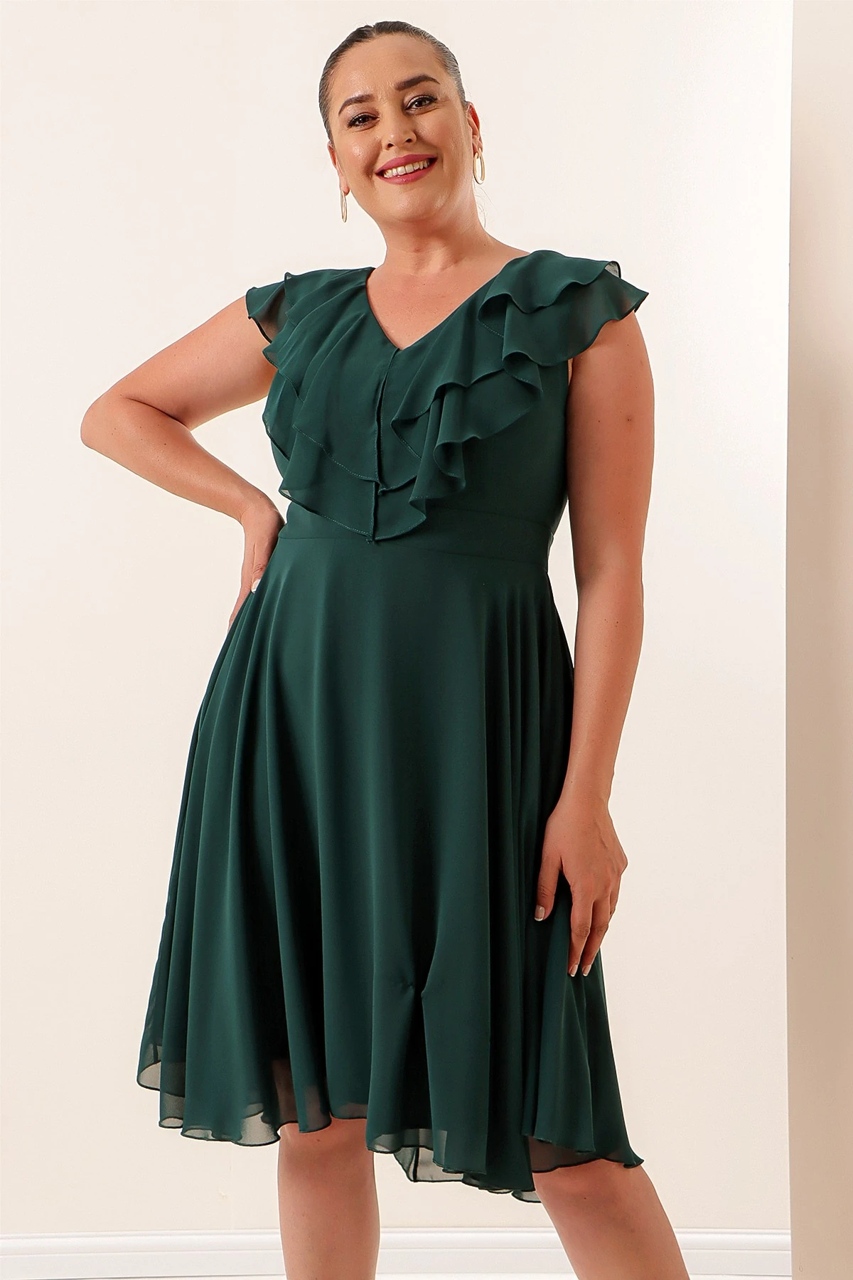 Yaka Volanlı Şifon B.B Elbise