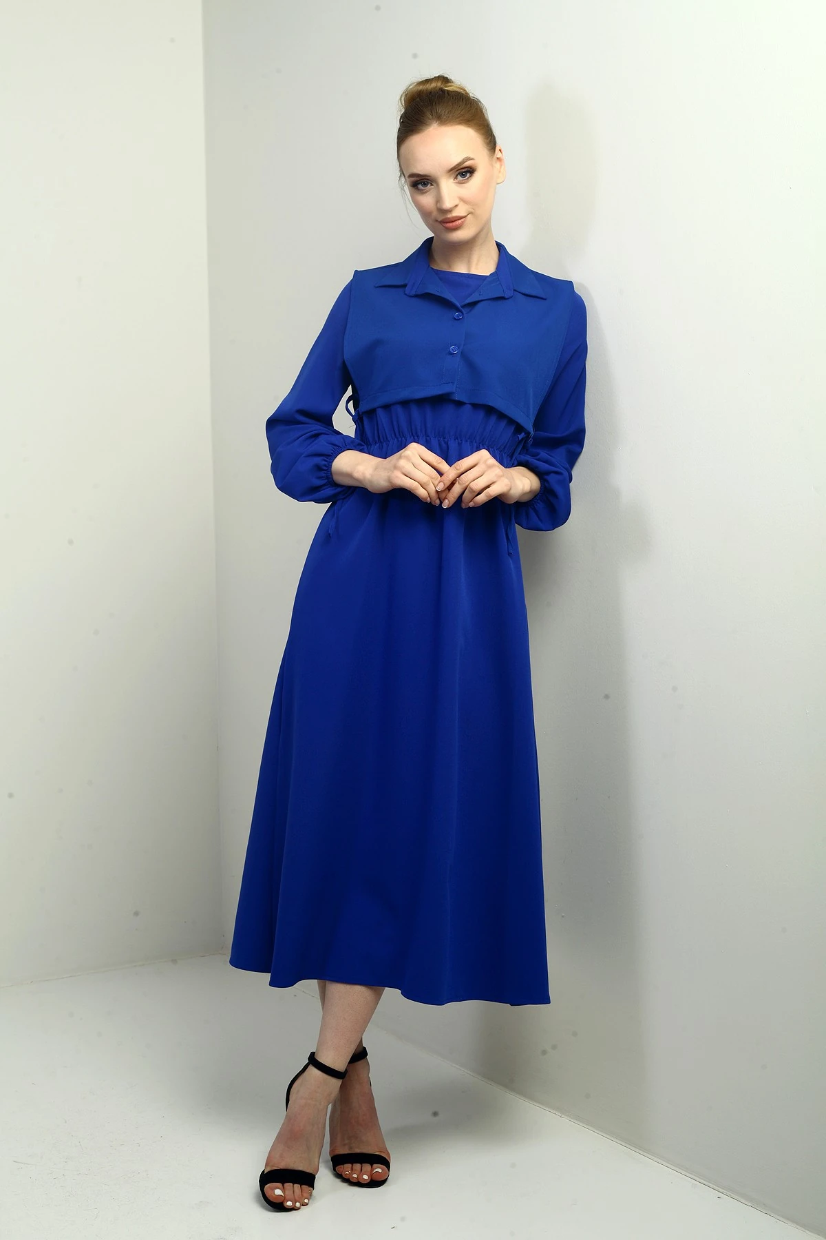 Kadın Düğmeli Çıkma Yelekli Beli Lastikli Uzun Kollu Midi Elbise