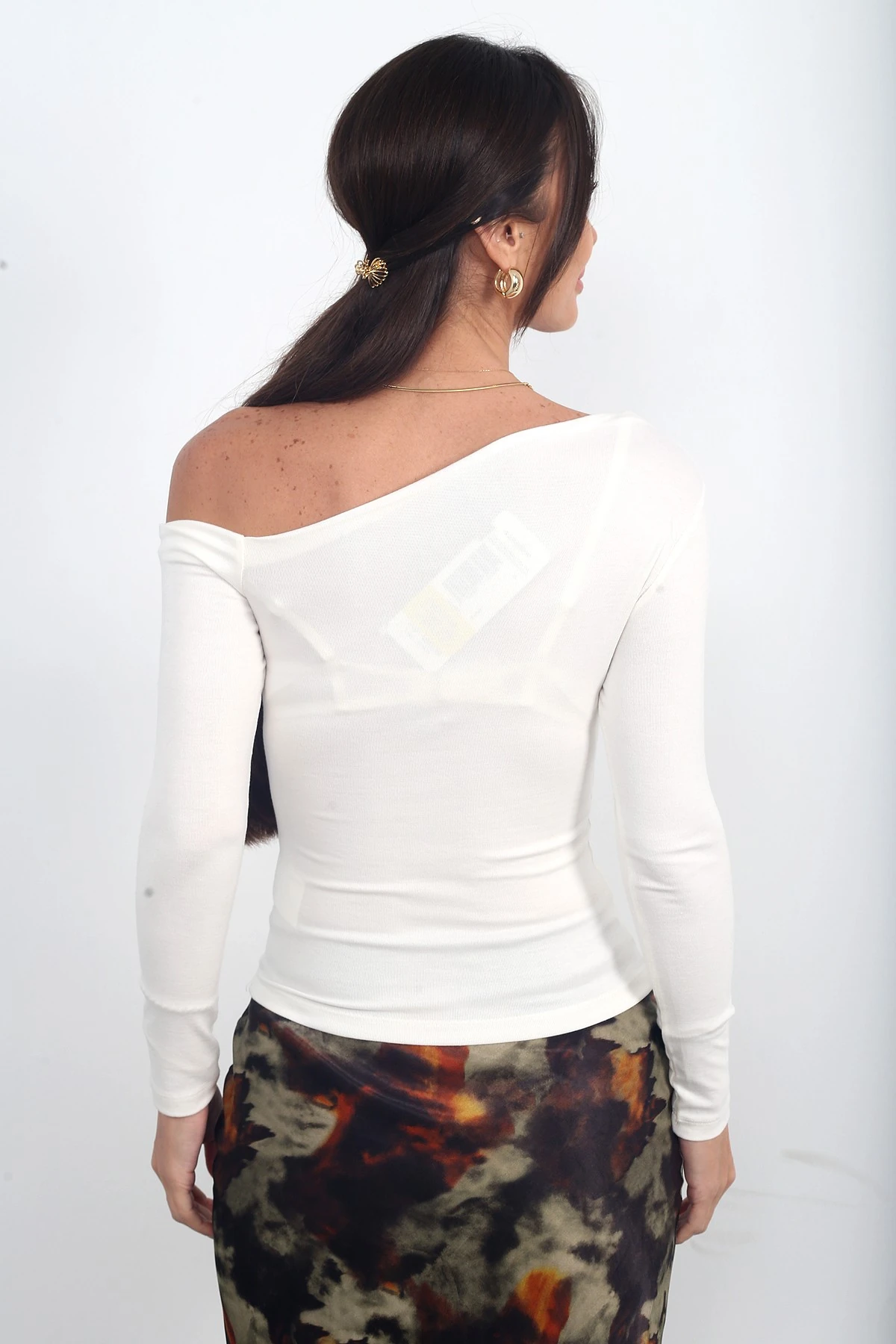 Kadın Kayık Yaka Tek Omuz Uzun Kollu Buzzy Bluz