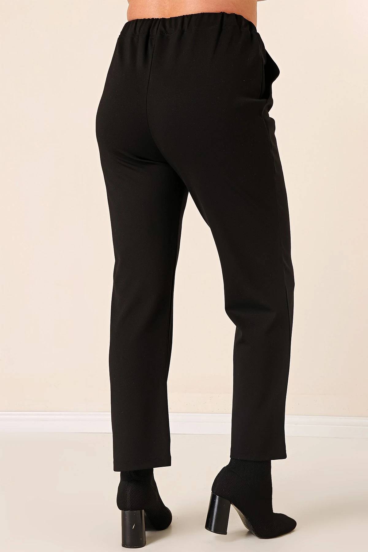 Beli Lastikli Yandan Cepli En Boy Likra Çımalı Büyük Beden Pantolon