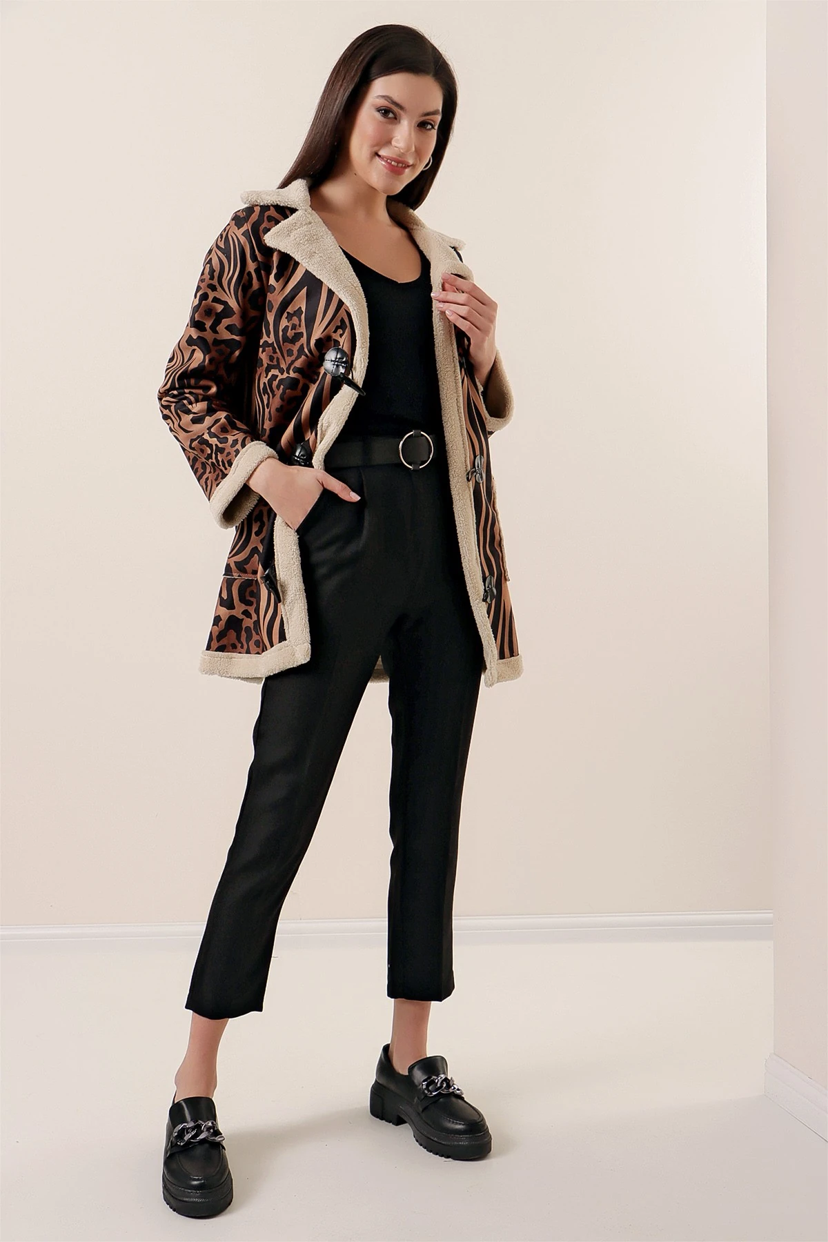 Beli Lastikli Kemerli Yün Efektli Pantolon