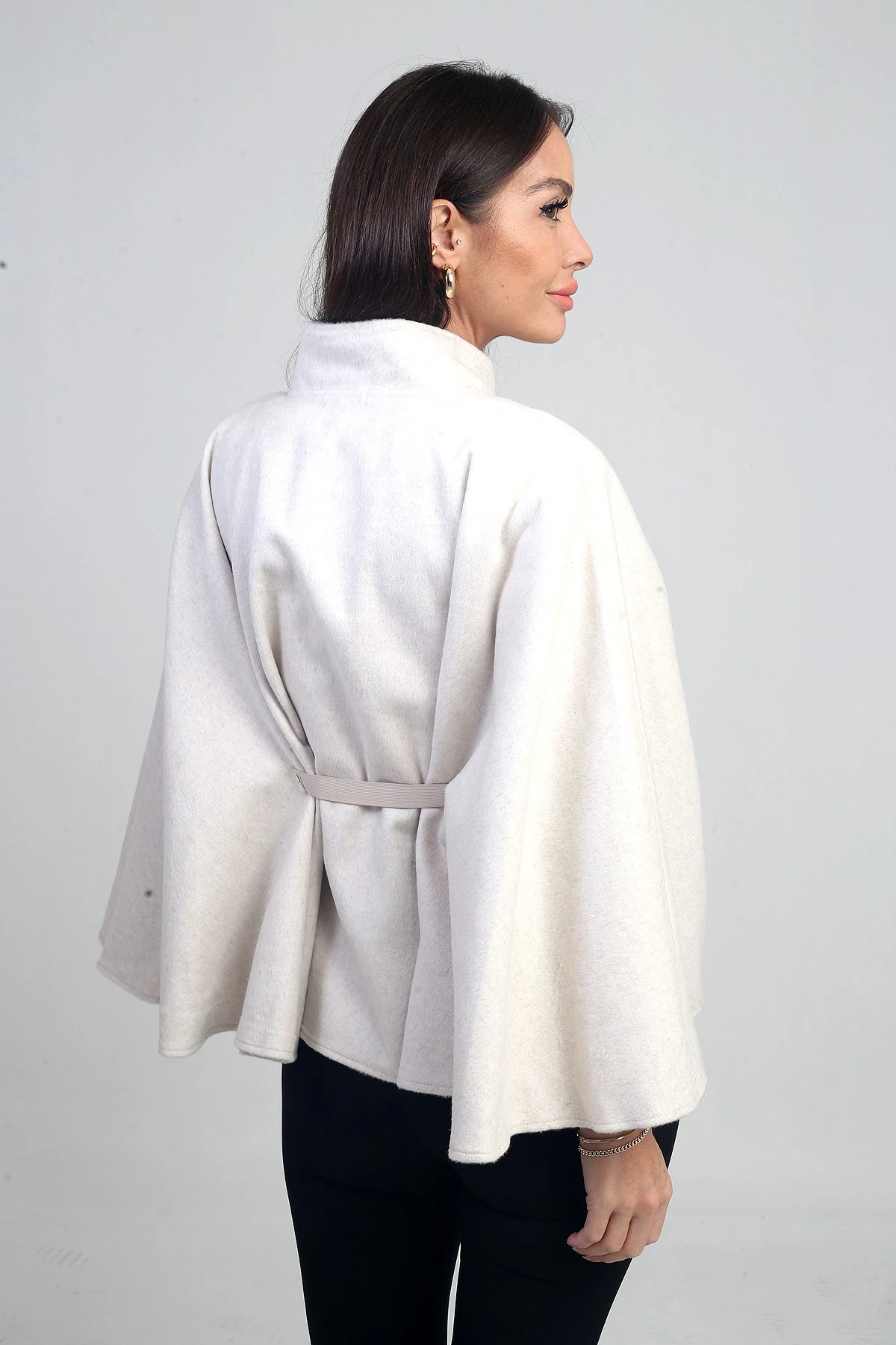 Kadın Tek Düğmeli Beli Kemerli Kaşe Panço