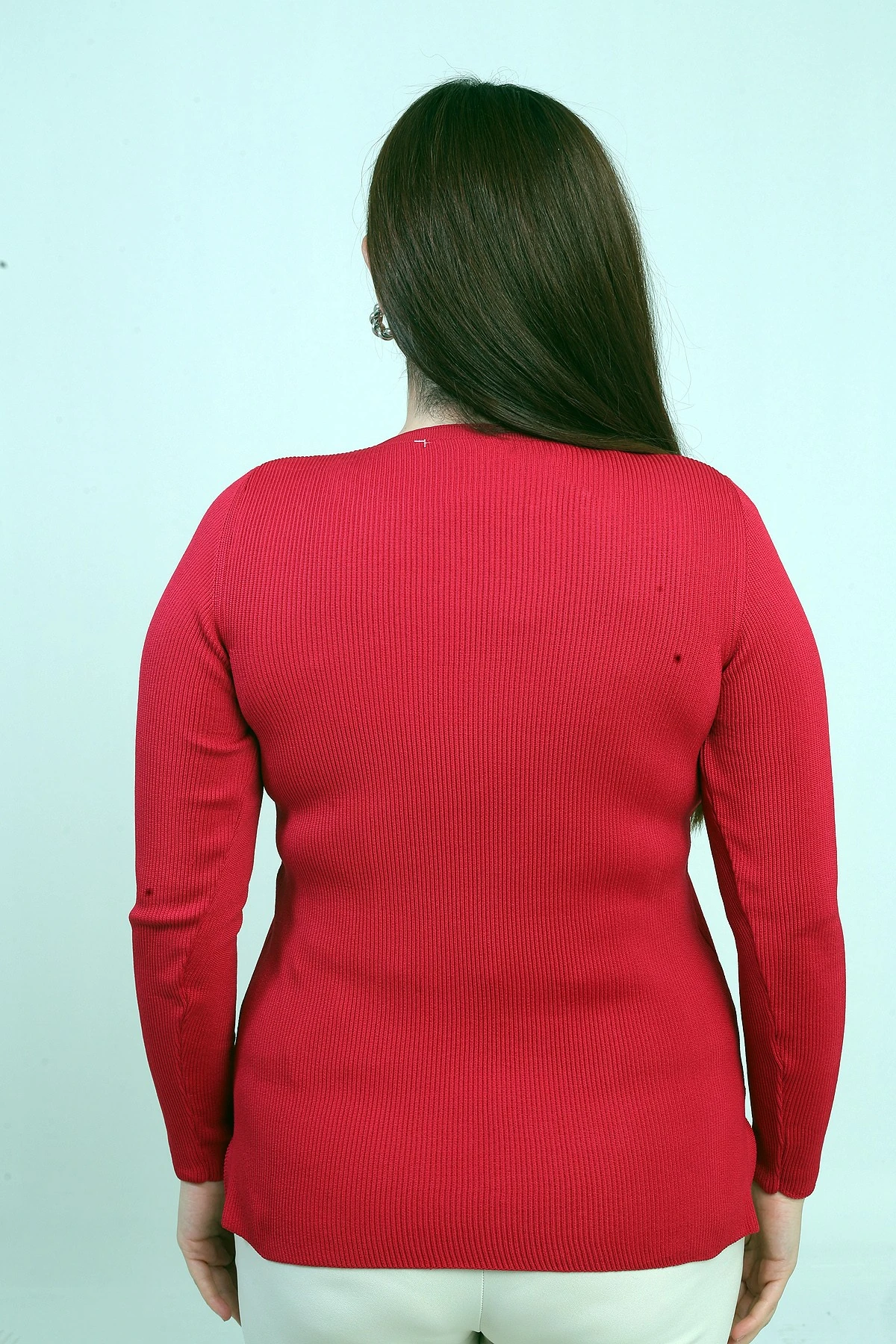 Kadın Yaka Ve Kolları Boncuk Detaylı Yanları Yırtmaçlı Büyük Beden Bluz