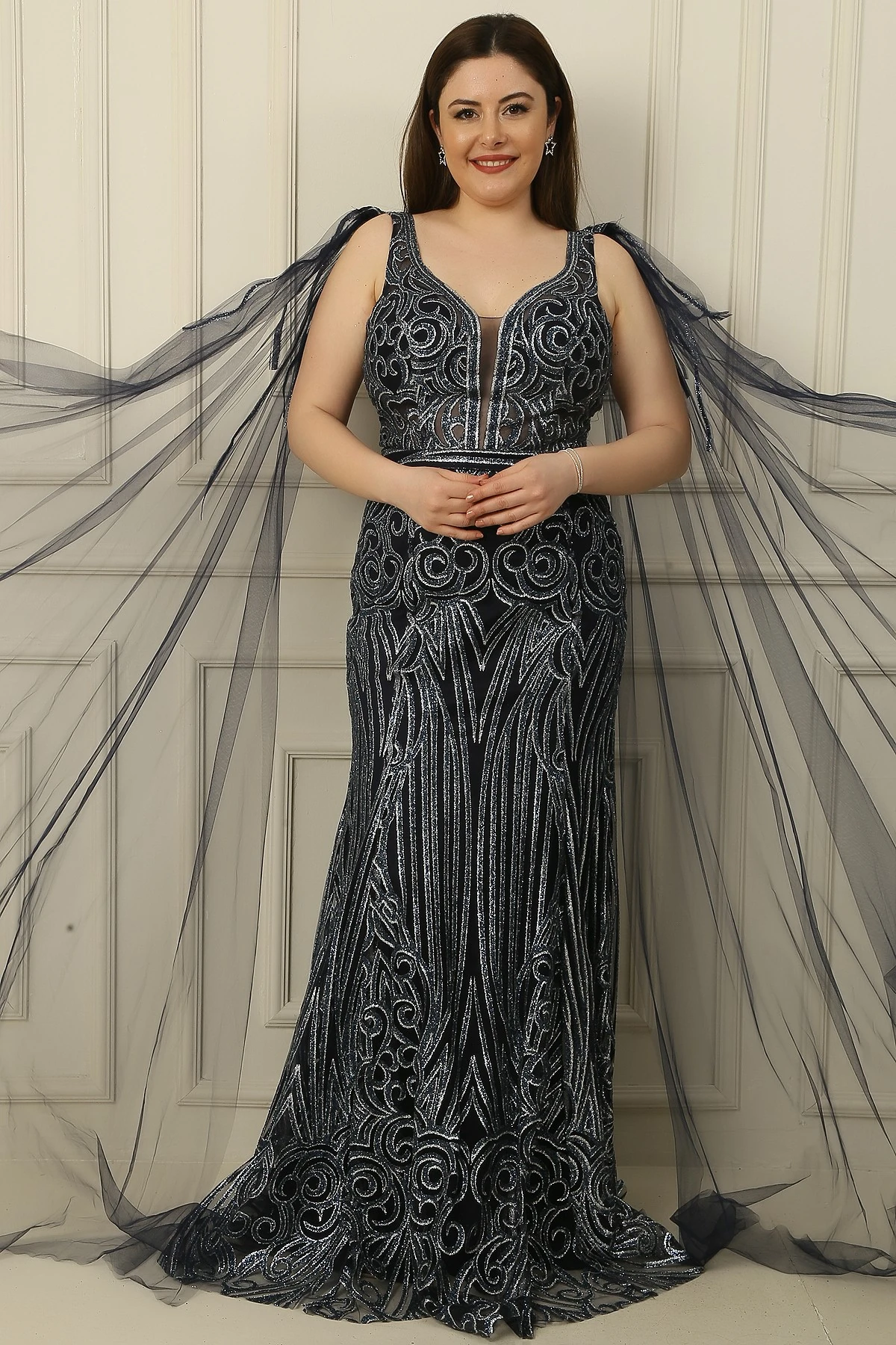 Omuzdan Tül Şallı Astarlı Büyük Beden Simli Uzun Elbise