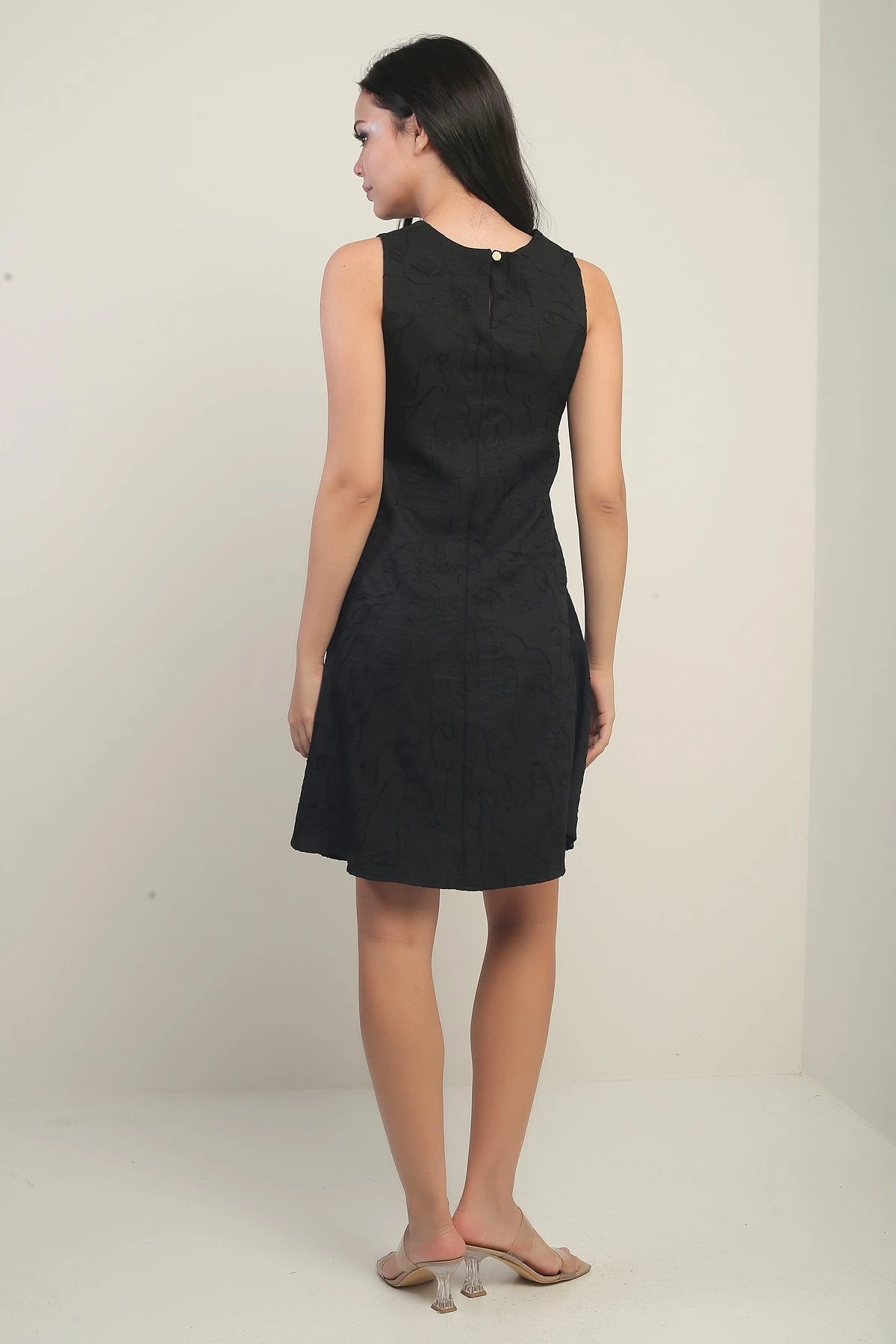 Kadın Yuvarlak Yaka Karışık Desen Kordeneli Kısa Elbise