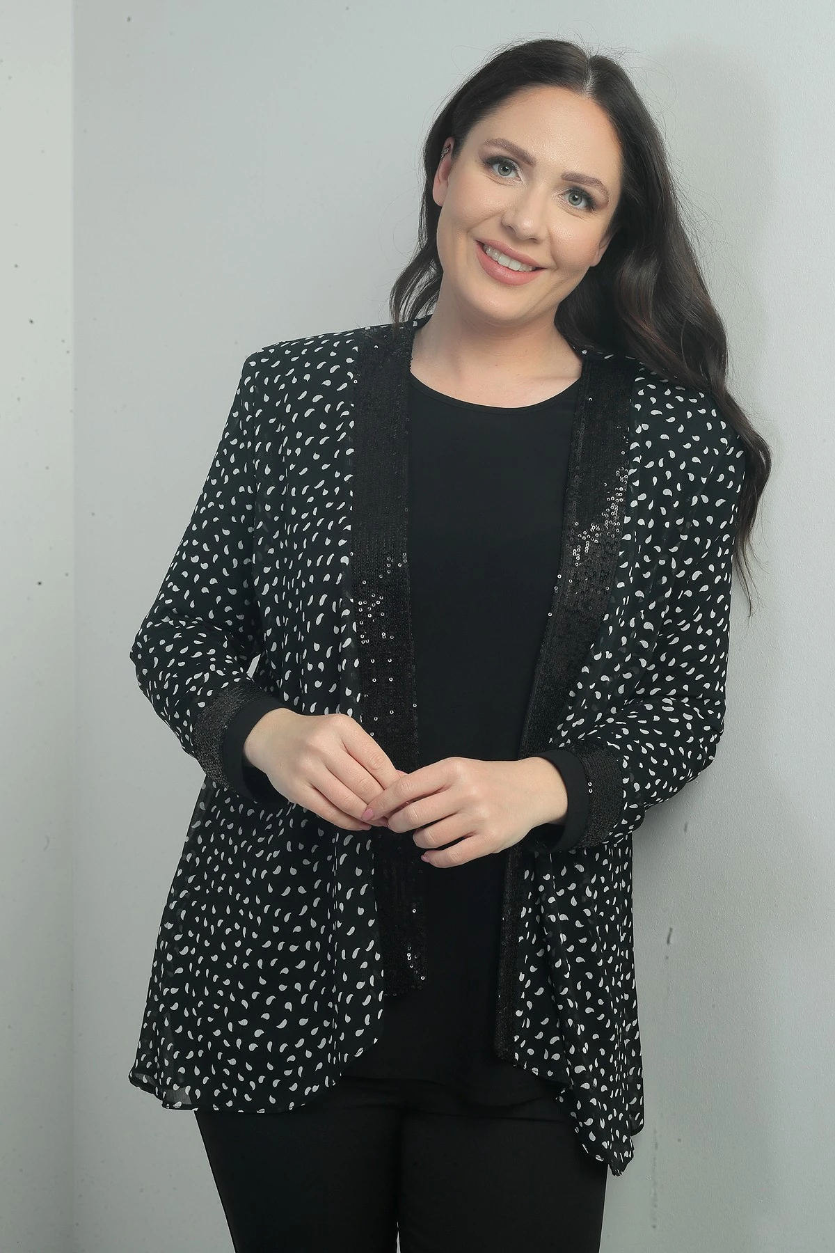 Kadın Uzun Kollu Bluz Önü Kol Uçları Pulpayet Puantiyeli Şifon Ceket Büyük Beden 2'li Takım