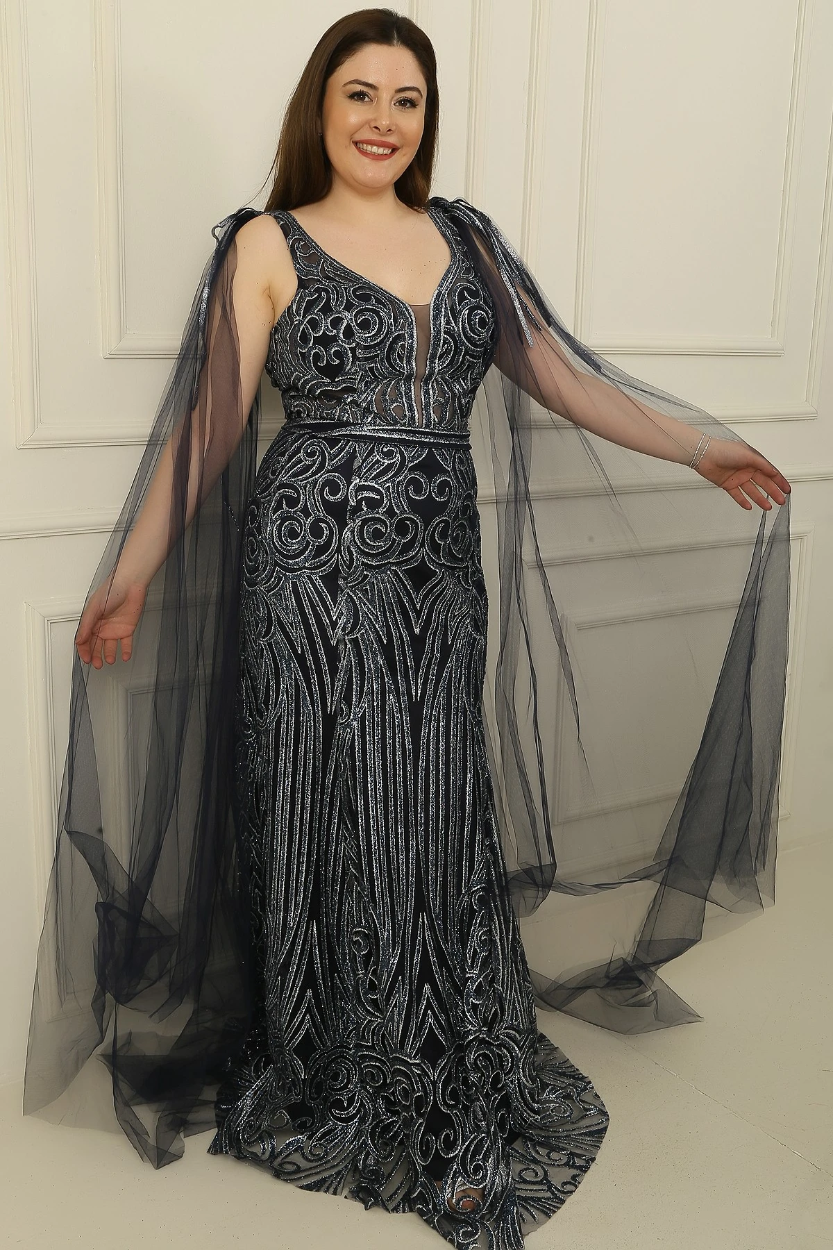 Omuzdan Tül Şallı Astarlı Büyük Beden Simli Uzun Elbise