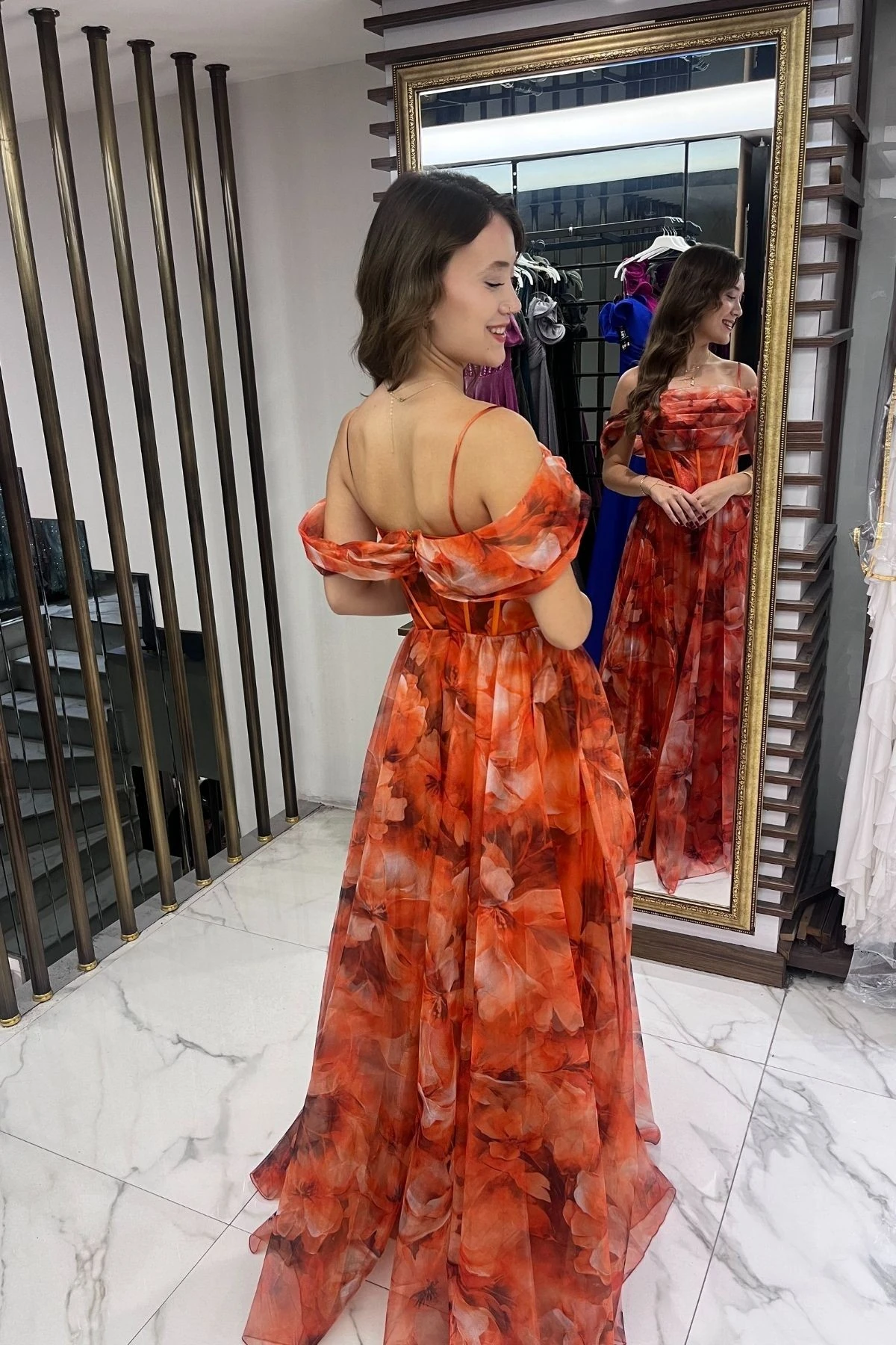 Kadın İnce Askılı Düşük Kollu Balenli Önü Drapeli astarlı Çiçekli Organze Uzun Elbise