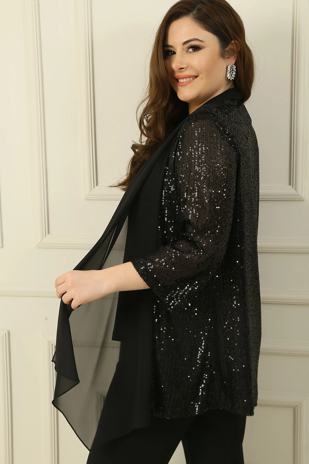 Kadın İçi Kolsuz Bluz Şal Yaka Şifon Detaylı Pulpayet Ceket Büyük Beden 2 'li Takım