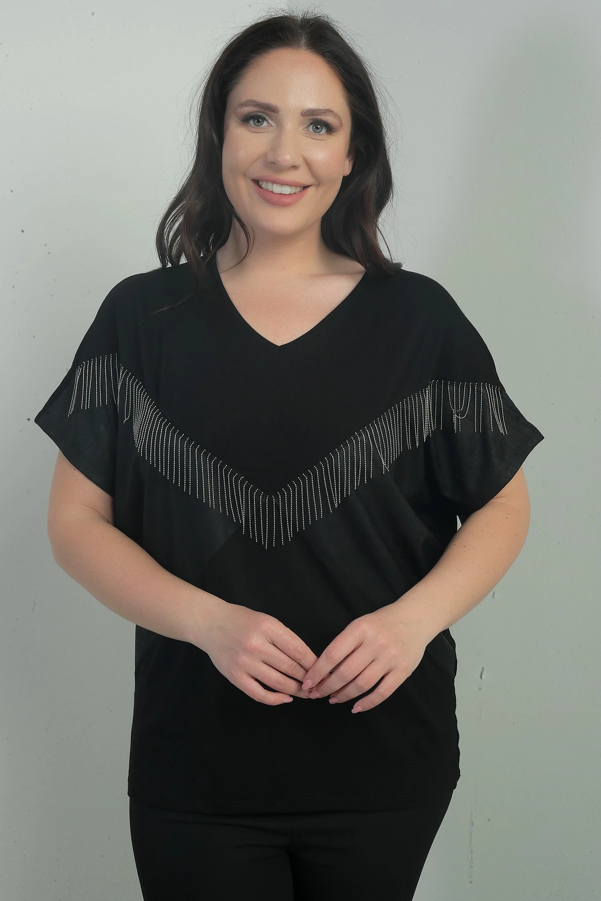 Kadın V Yaka Zincirli Yarasa Kol B.B. Bluz