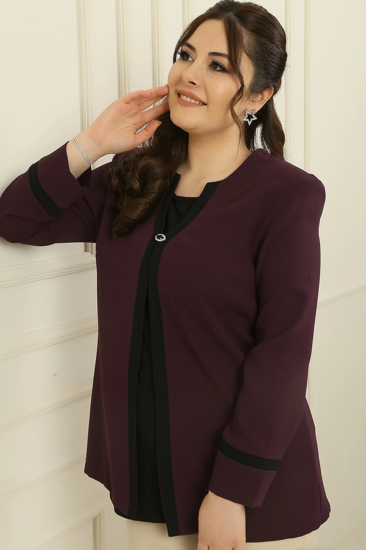 İçi Likralı Atlet Omuzlar Vatkalı Garnili Büyük Beden Krep Ceket 2'li Takım