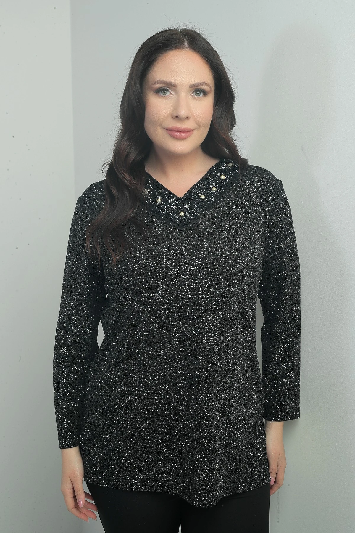 Kadın İnci-Taş Detaylı V Yaka Likralı Simli Büyük Beden Bluz