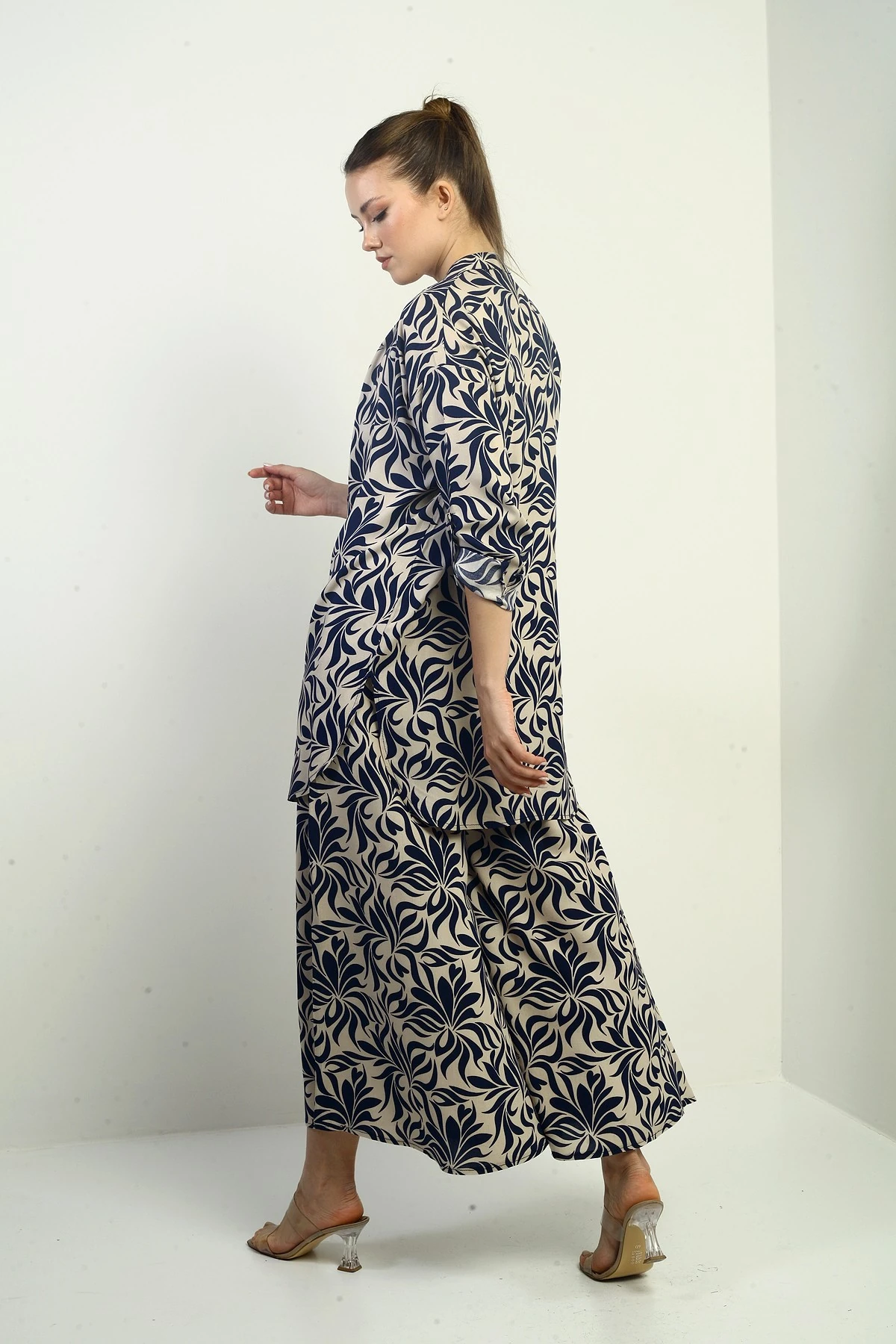 Kadın Yanları Yırtmaçlı Tunik Gömlek Beli lastikli Cepli Palazzo Pantolon Çiçek Desen Oversize 2'li Takım