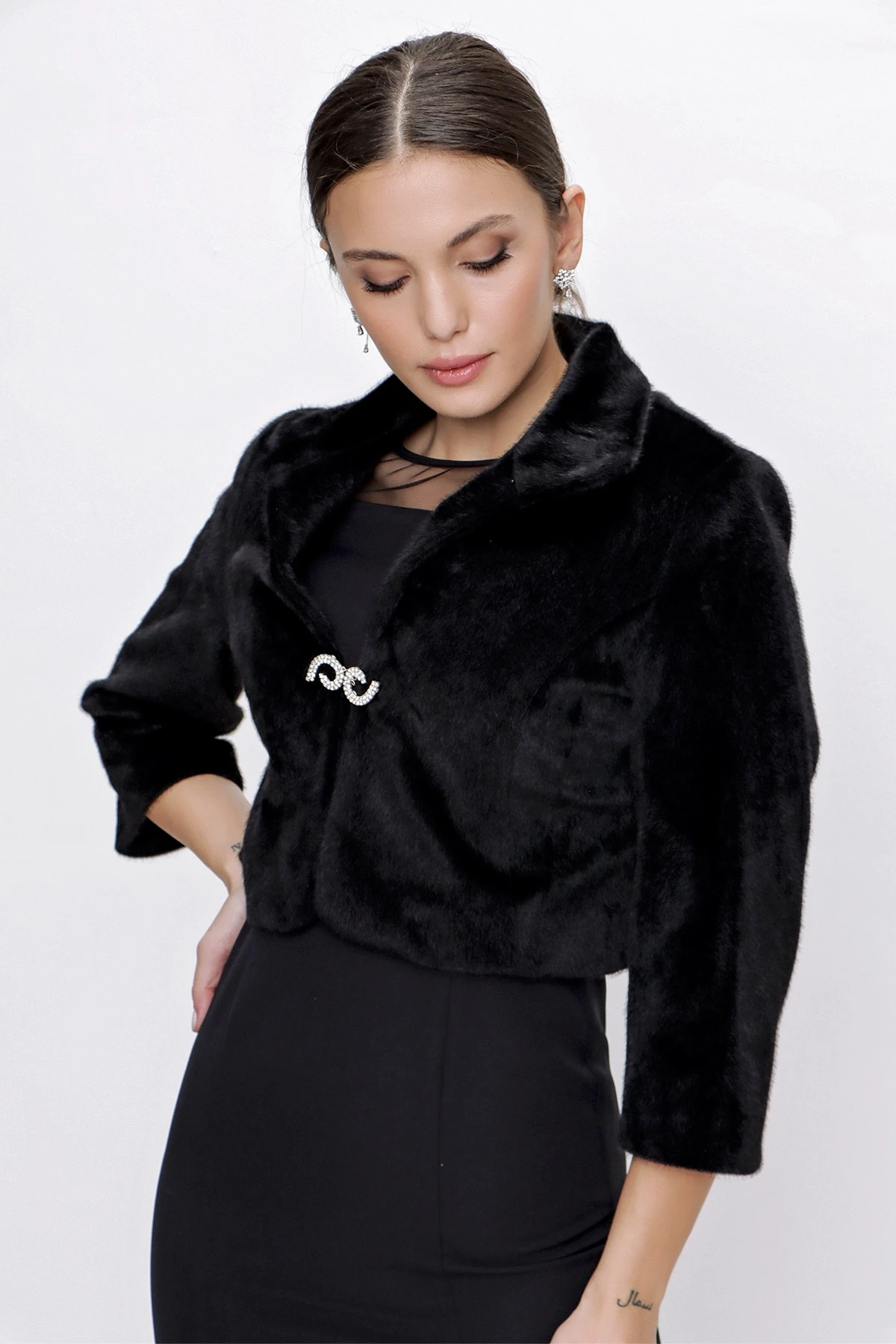 İçi Astarlı Önü Taş Detaylı Tay Tüyü Bolero Kürk Ceket