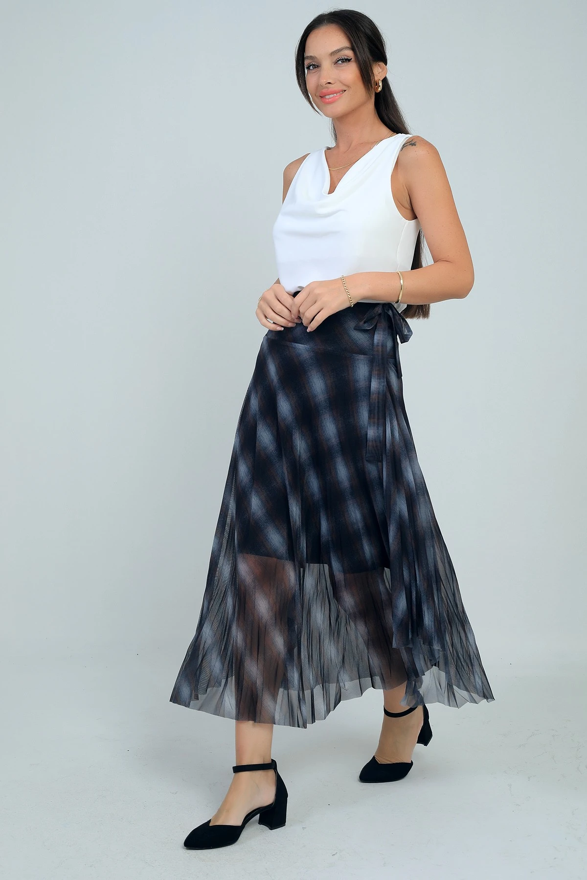 Kadın Yanları Kısa Astarlı Ekose Uzun Tül Etek