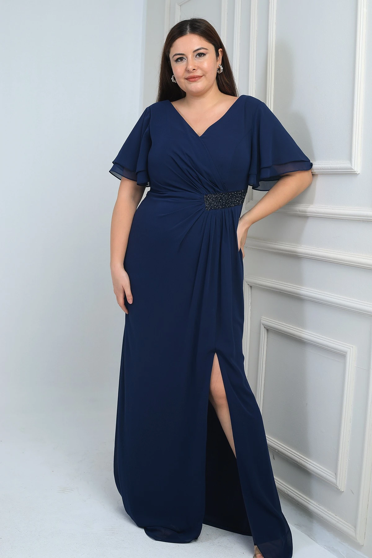 Kadın Arka V Yaka Astarlı Bel Boncuk Detaylı Darapel Büyük Beden Krep Şifon Elbise