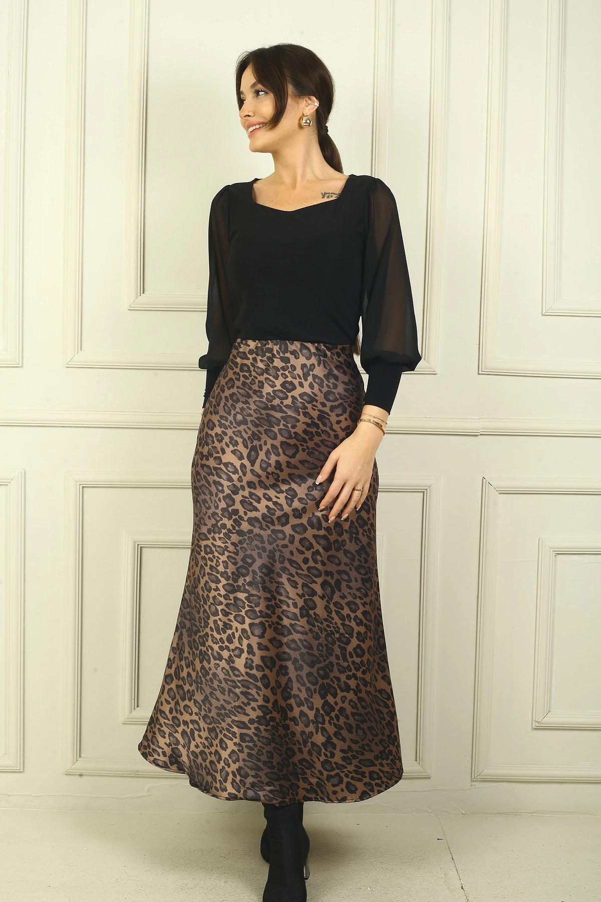 Kadın Beli Lastikli Leopar Desen Saten Uzun Etek