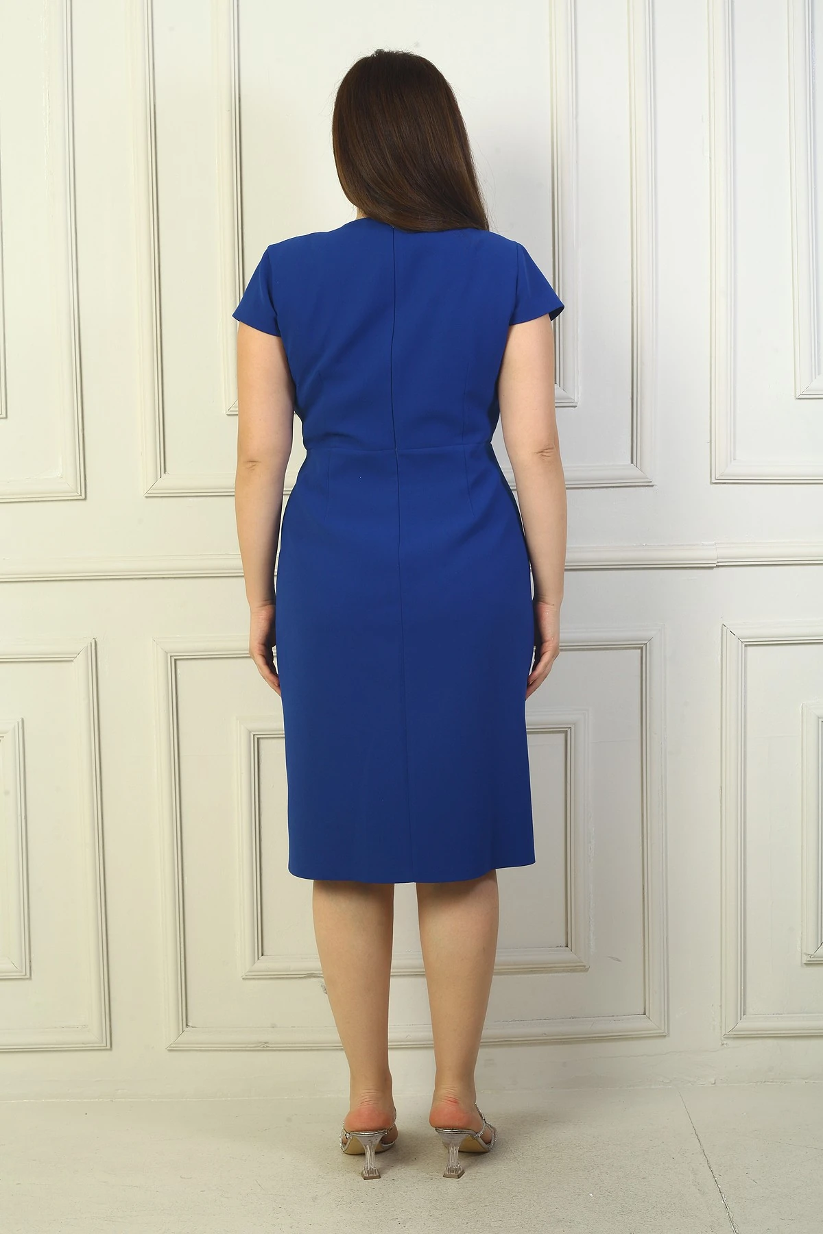 Kadın Kruvaze Yaka Yarım Ay Kollu Taş Detaylı Önü Yırtmaçlı B.B. Elbise