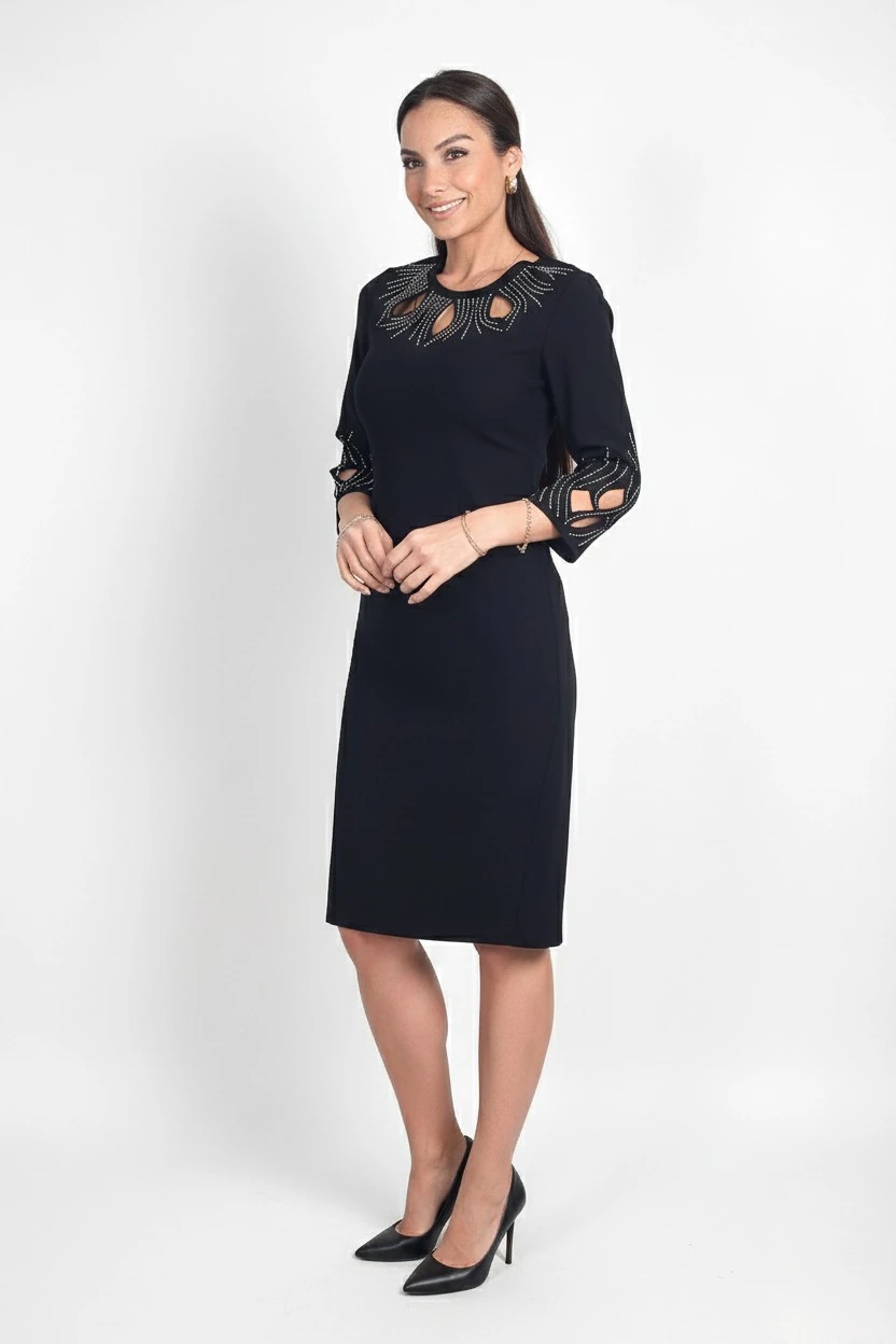 Kadın Yaka Ve Kol Uçları Boncuklu Astarlı Lazer Kesim Kısa Elbise