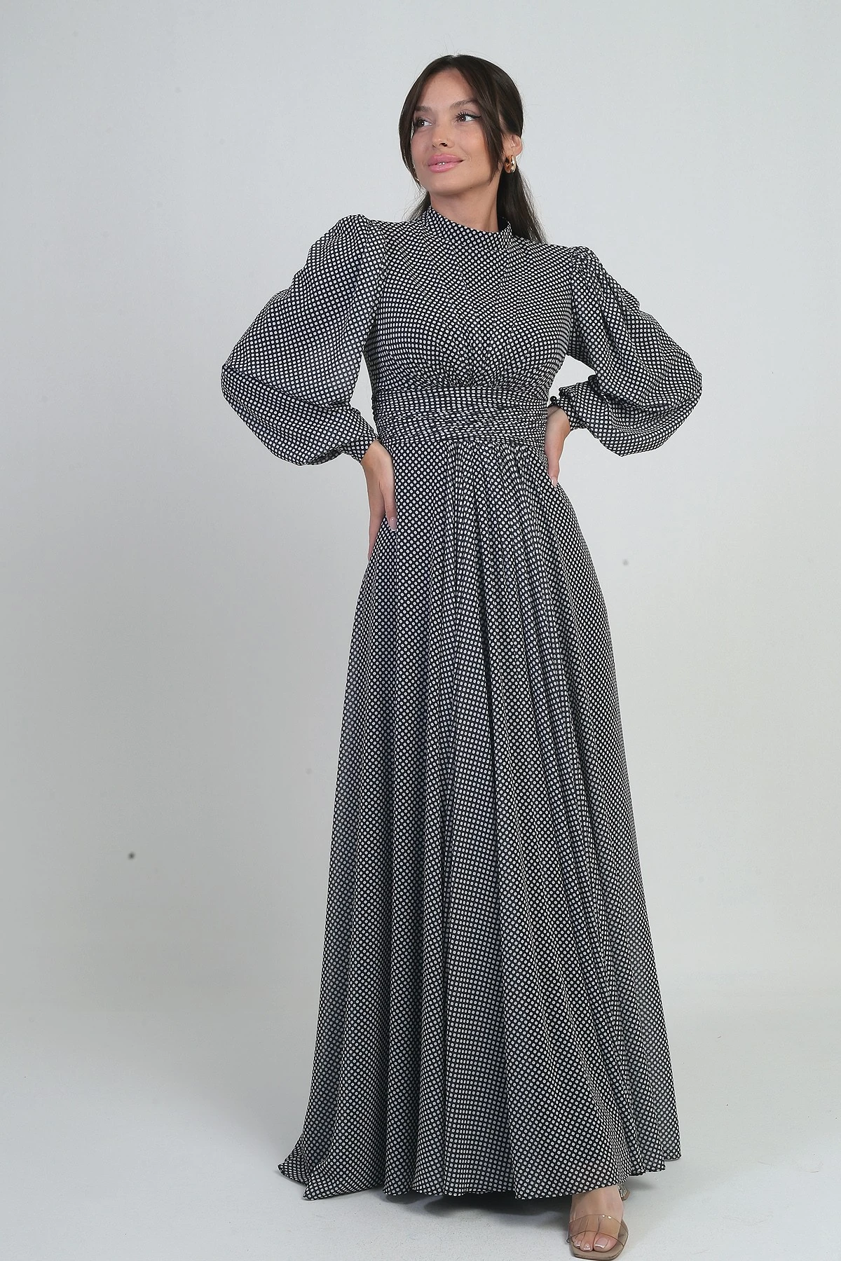 Kadın Önü Drapeli Benekli Uzun Şifon Elbise