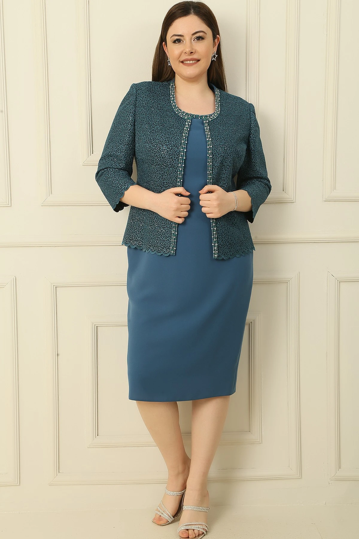 Yaka Taşlı Astarlı Krep Elbise Pulpayet Ceket Büyük Beden İkili Takım