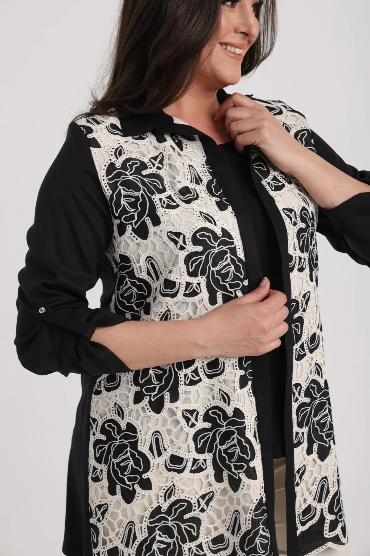 Kadın Kolsuz Likralı Bluz Kol Katlamalı Dantelli Ceket Büyük Beden 2'li Takım