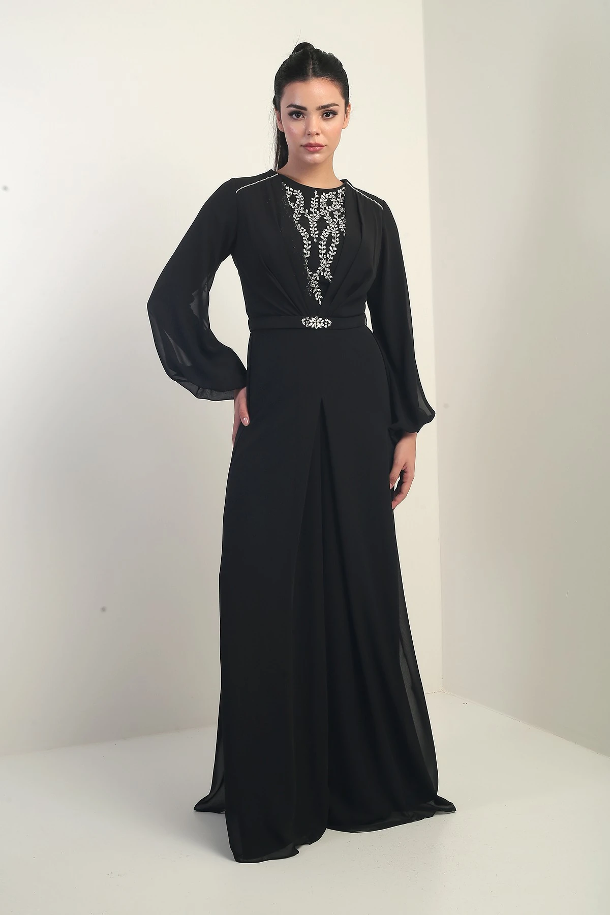 Kadın Ön Arka Taş Detaylı Astarlı Bol Paça Şifon Tulum