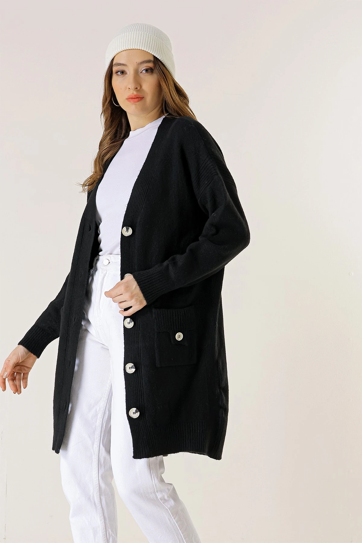 Arkası Nakışlı Beli Kuşaklı Cepli Uzun Hırka