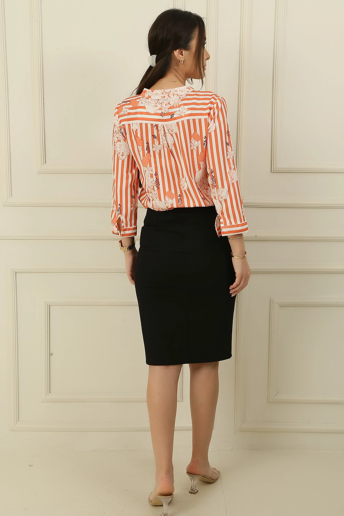 Diz Üstü Yırtmaçlı Etek