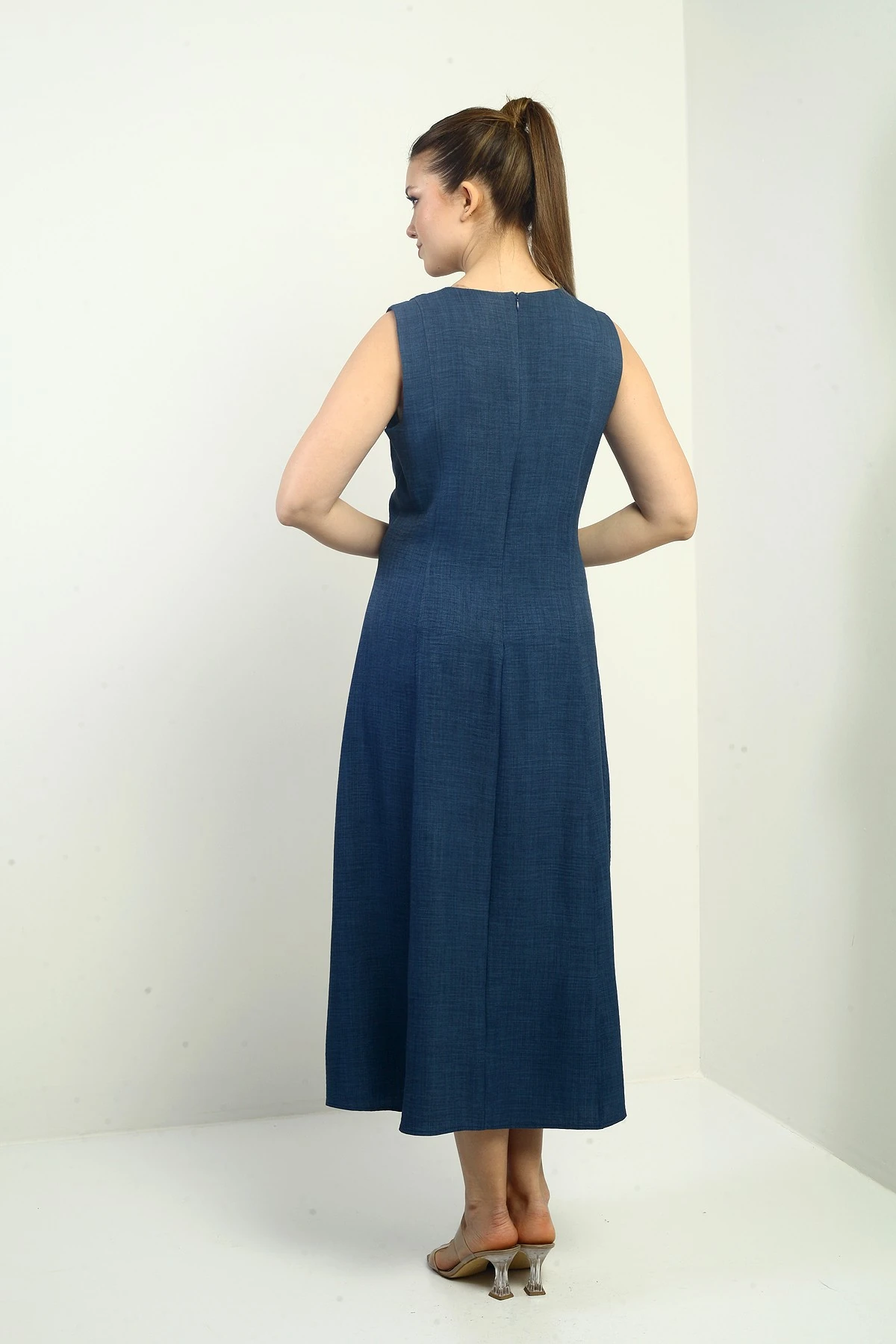 Kadın Zincir Detaylı Midi Elbise