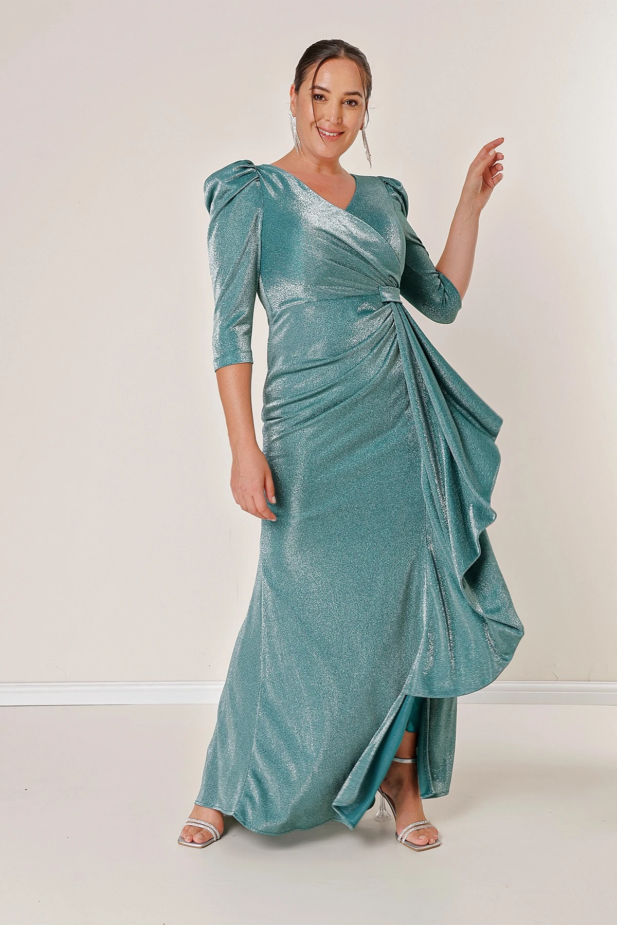 Truvakar Kol Önü Volanlı Astarlı Simli Büyük Beden Uzun Elbise