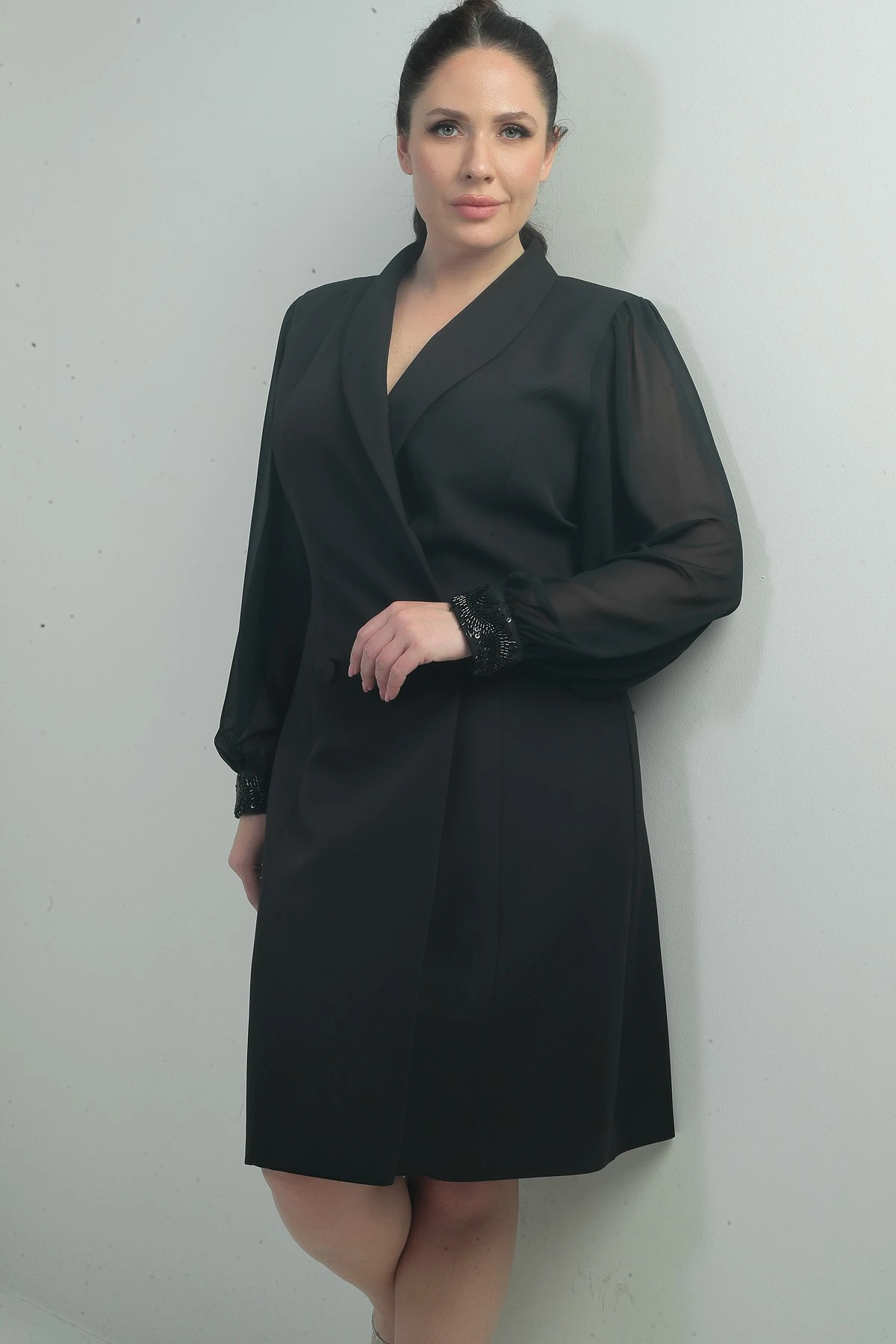 Kadın Kruvaze Yaka Kolları Şifon Boncuk Detaylı Astarlı Büyük Beden Elbise