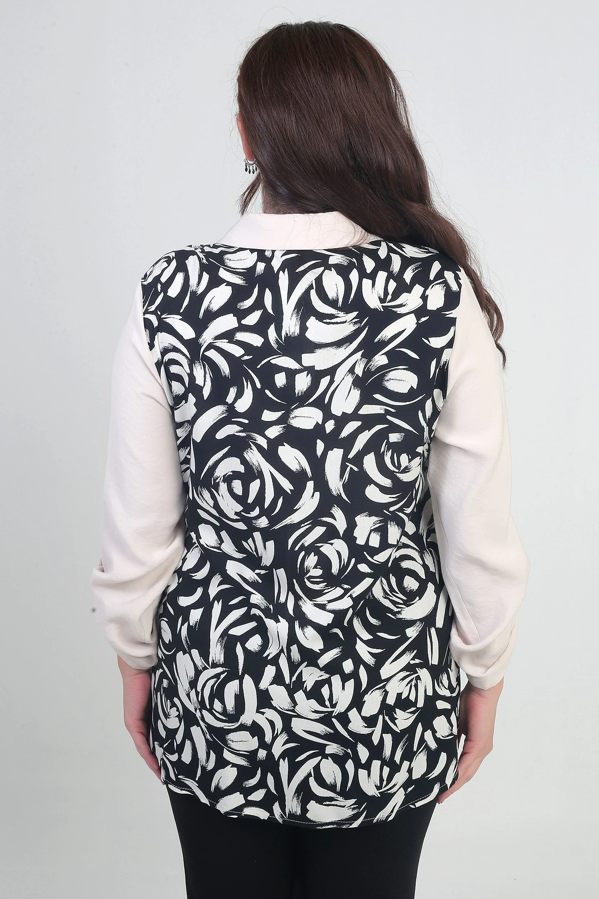 Kadın Kol Katlamalı Fırça Desenli Cep Kapaklı Büyük Beden Gömlek