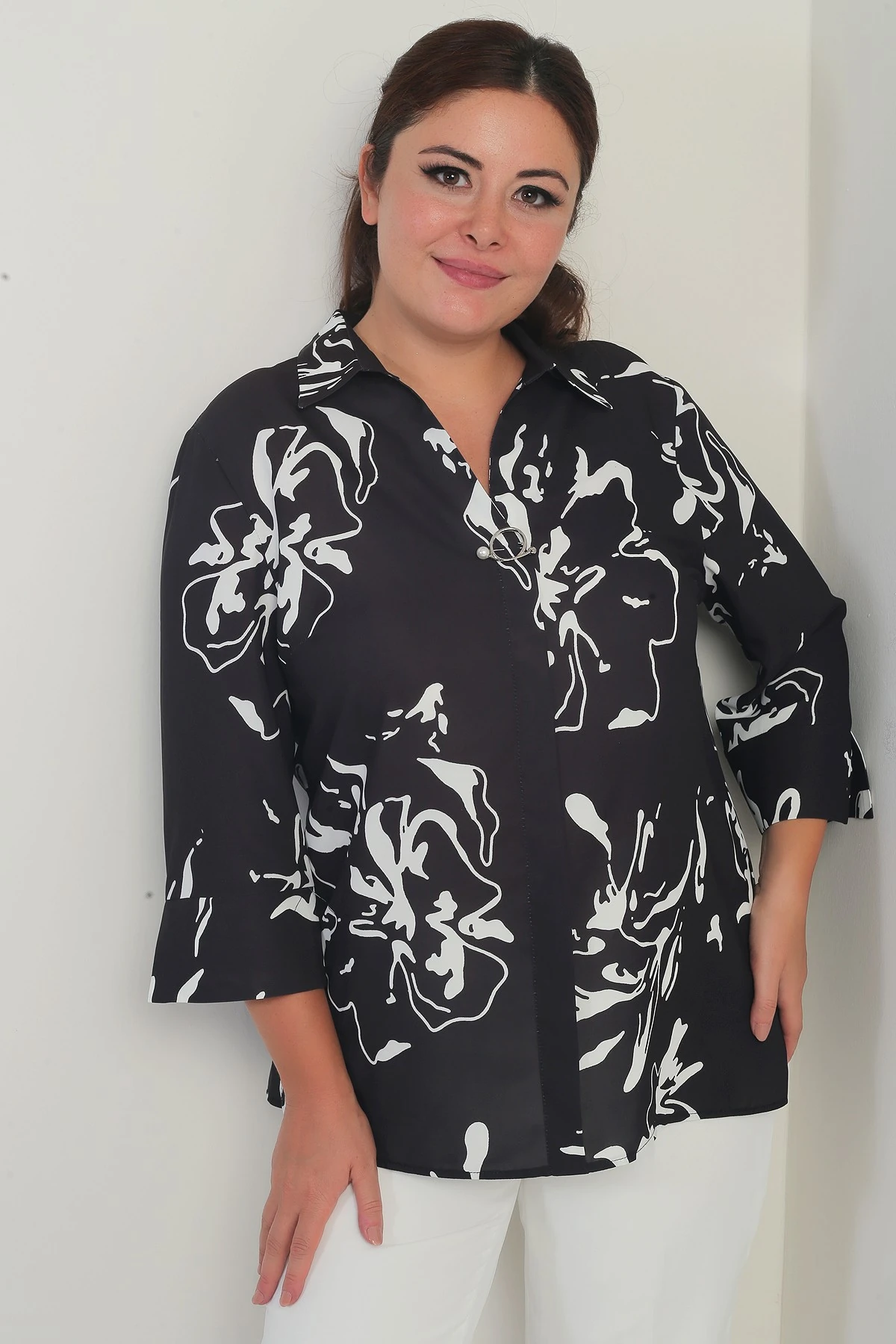 Kadın Polo Yaka Çeyrek Kol Soyut Desenli Büyük Beden Bluz