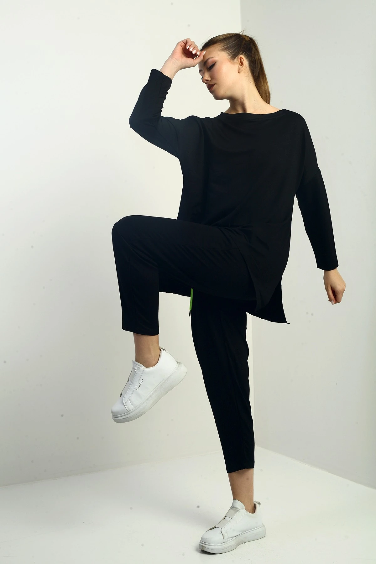 Kadın Ön Kısa Arka Uzun YAnları Yırtmaçlı Sweat Beli Lastikli Cepli Pantolon İki İplik 2'li Takım