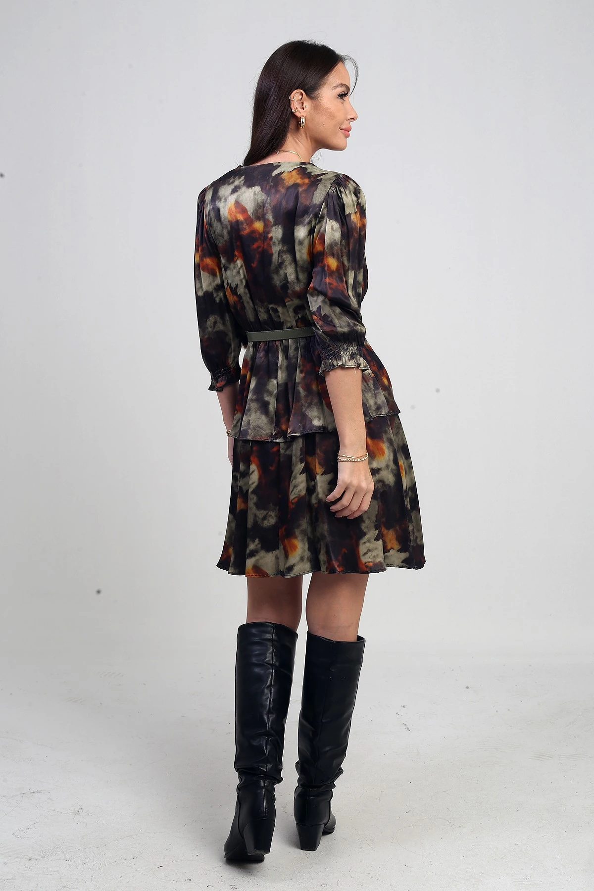 Kadın Kruvaze Yaka Katlı Kısa Batik Saten Elbise